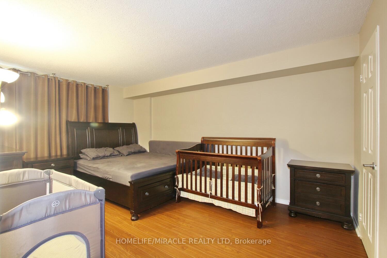 Photo 19 of Unit 806, 400 Webb Drive, Mississauga, City Centre — HOMEH