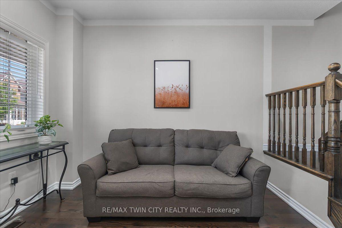 Photo 5 of 655 Murray Meadows Place, Milton, Clarke — HOMEH