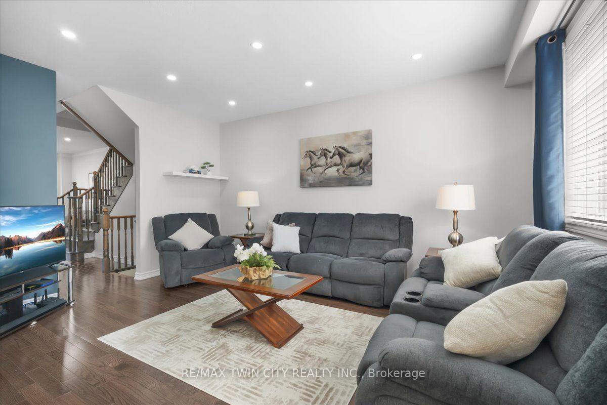 Photo 8 of 655 Murray Meadows Place, Milton, Clarke — HOMEH