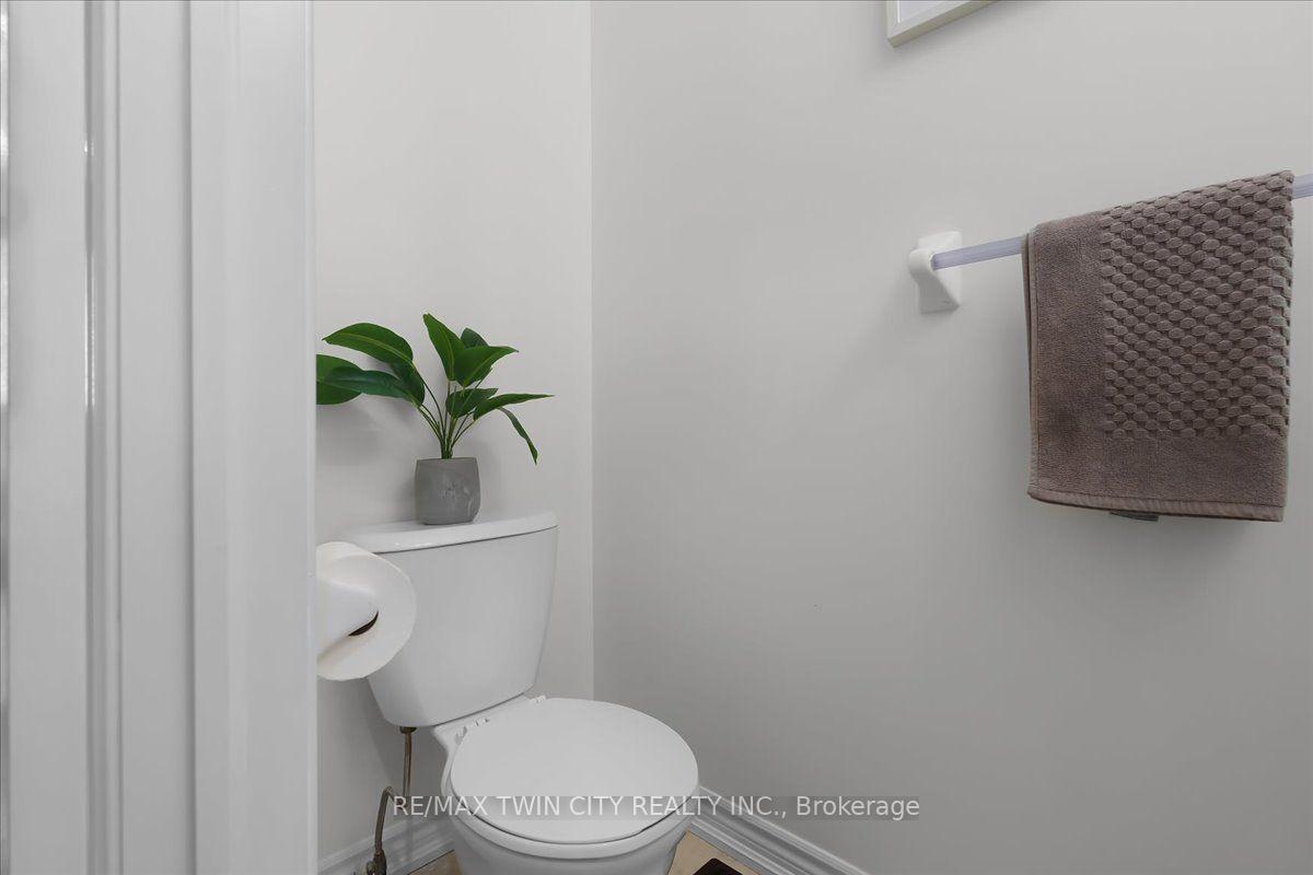 Photo 18 of 655 Murray Meadows Place, Milton, Clarke — HOMEH