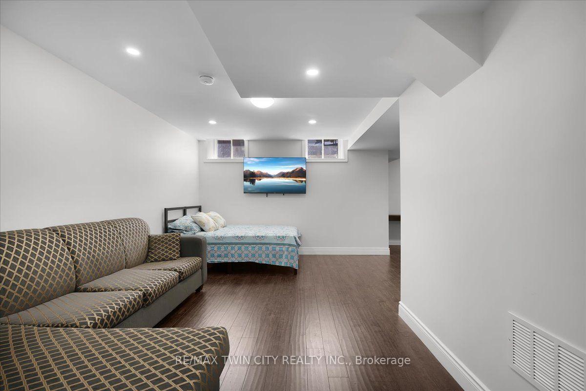 Photo 34 of 655 Murray Meadows Place, Milton, Clarke — HOMEH