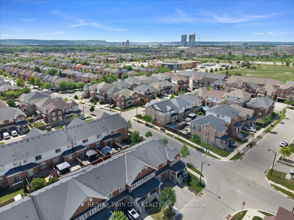 Photo 47 of 655 Murray Meadows Place, Milton, Clarke — HOMEH