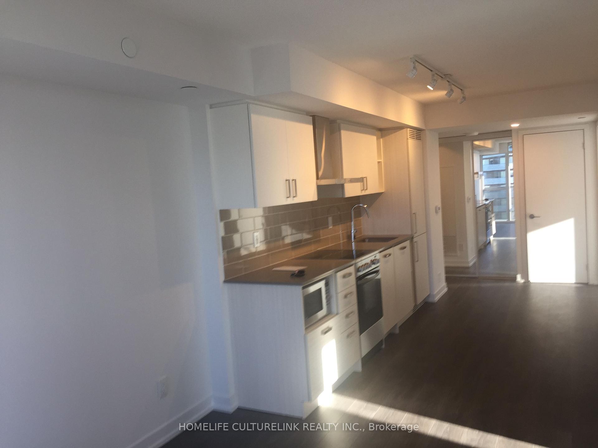 Photo 3 of Unit 1505, 125 Redpath Avenue, Toronto, Mount Pleasant West — HOMEH