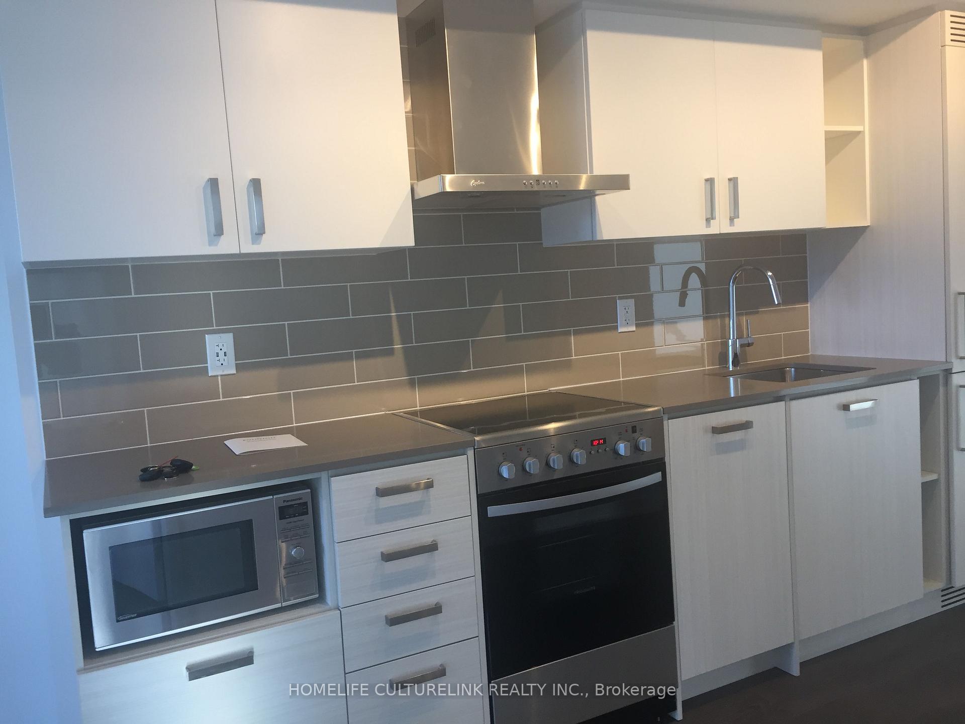 Photo 4 of Unit 1505, 125 Redpath Avenue, Toronto, Mount Pleasant West — HOMEH