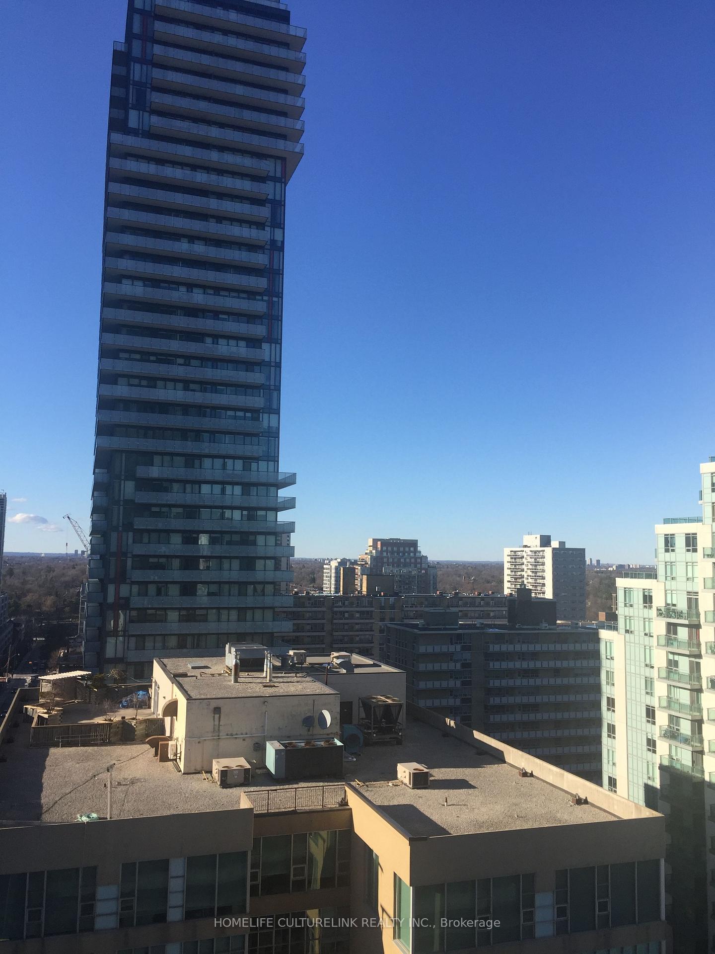 Photo 8 of Unit 1505, 125 Redpath Avenue, Toronto, Mount Pleasant West — HOMEH