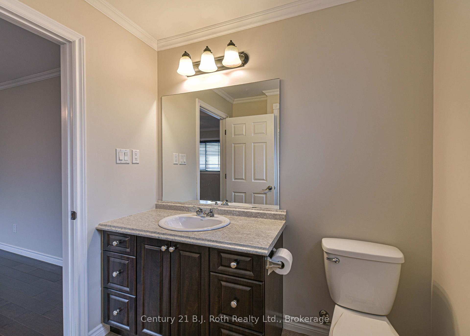 Photo 34 of 65 Courtland Street, Ramara, Atherley — HOMEH