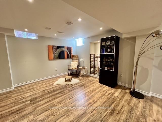 Photo 44 of 48 Langhorst Crescent, Richmond Hill, Jefferson — HOMEH