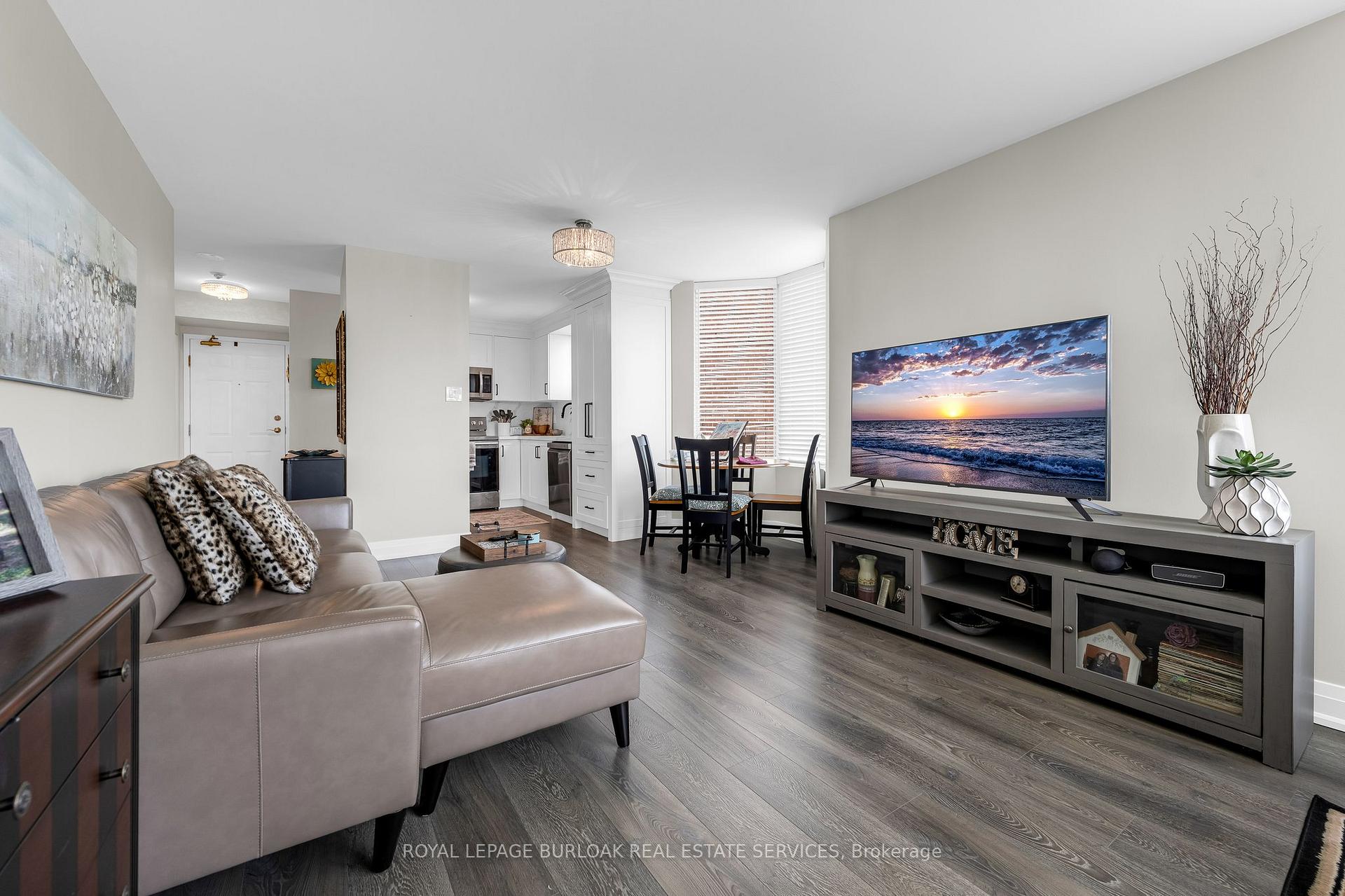 Photo 5 of Unit 509, 1270 Maple Crossing Boulevard, Burlington, Brant — HOMEH