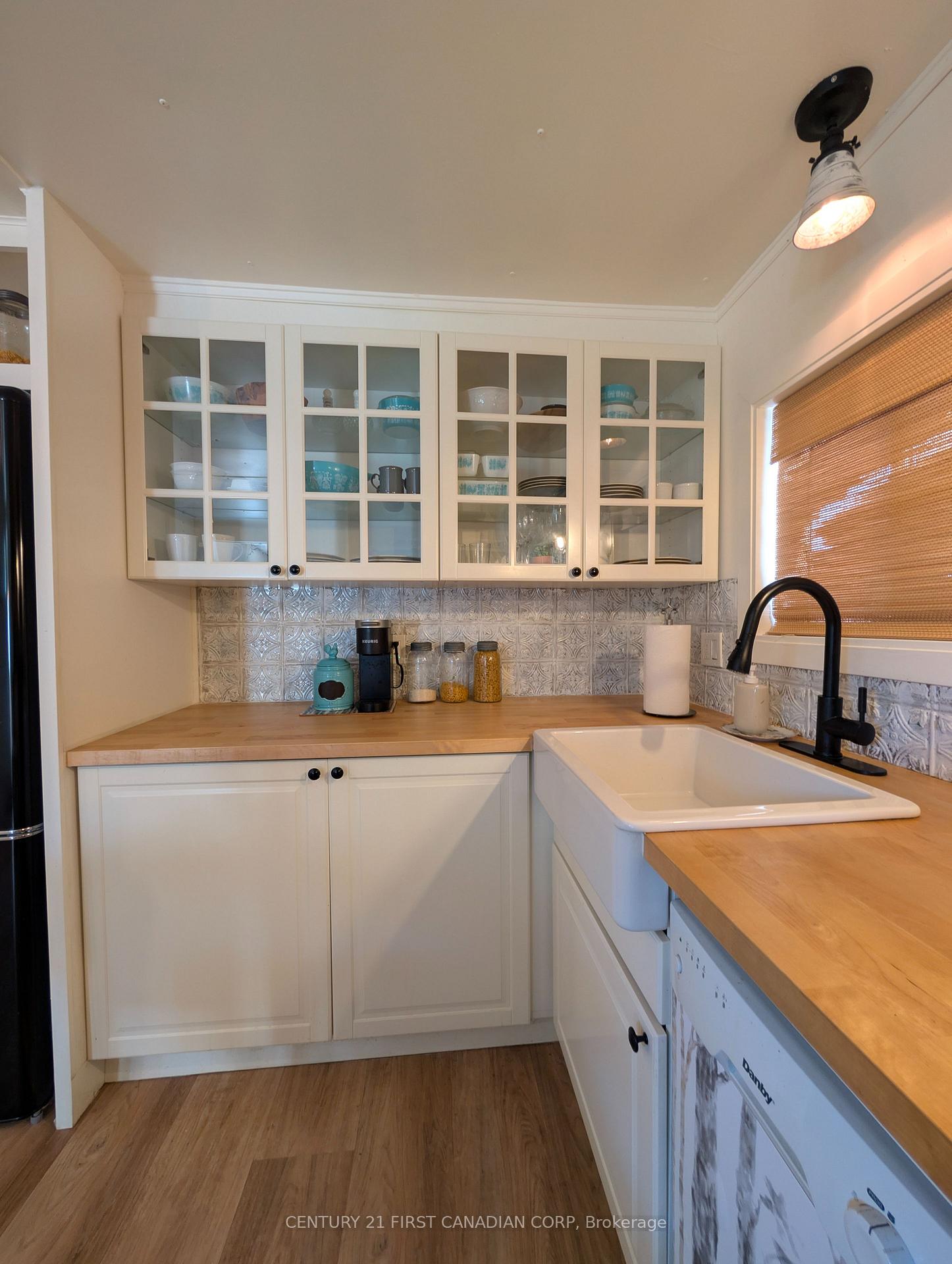 Photo 6 of 28- 79681 Bluewater Highway, Central Huron, Goderich — HOMEH
