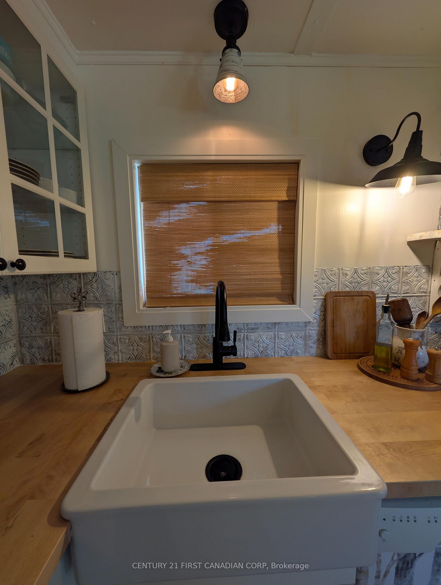 Photo 9 of 28- 79681 Bluewater Highway, Central Huron, Goderich — HOMEH