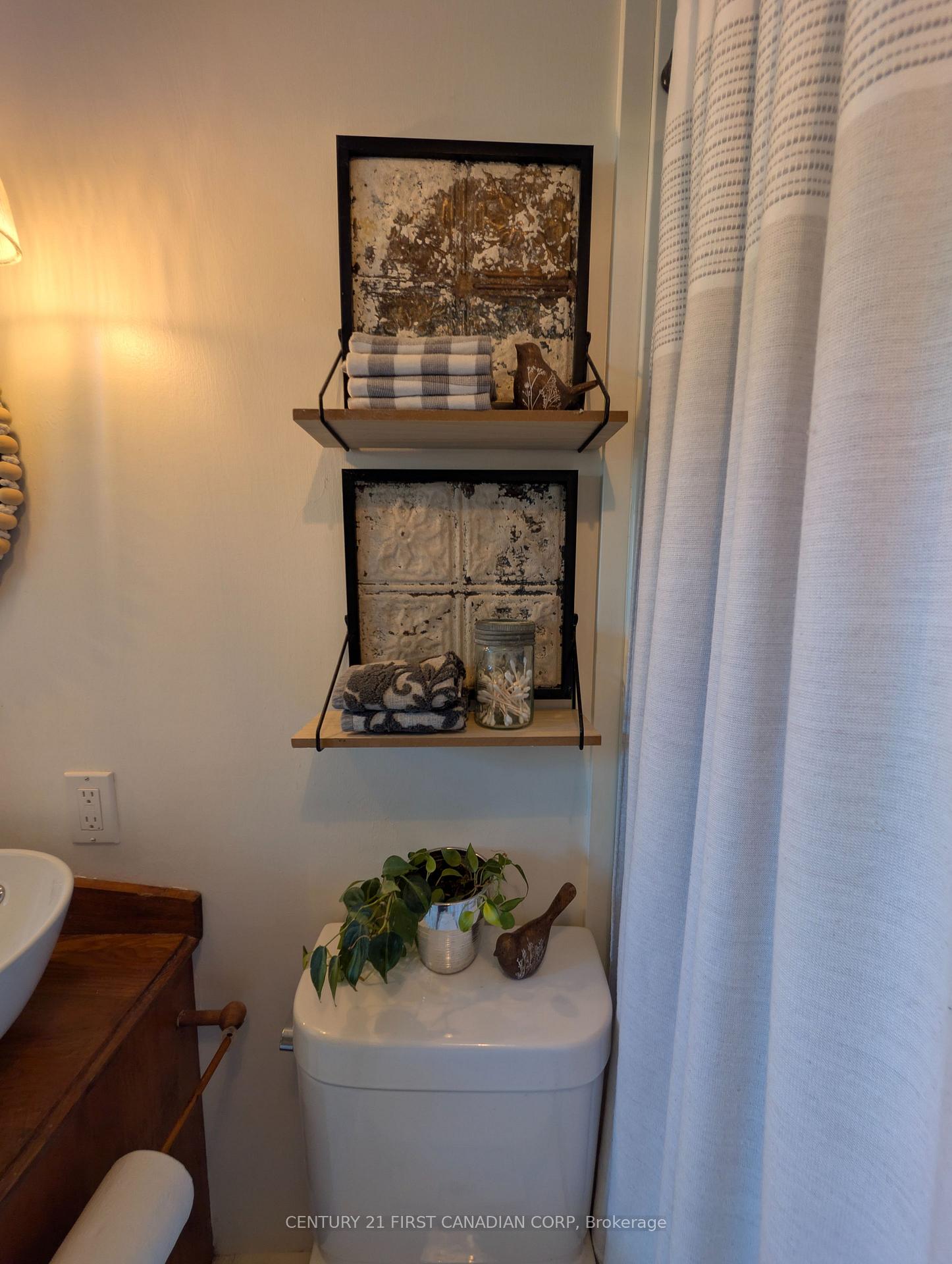 Photo 33 of 28- 79681 Bluewater Highway, Central Huron, Goderich — HOMEH
