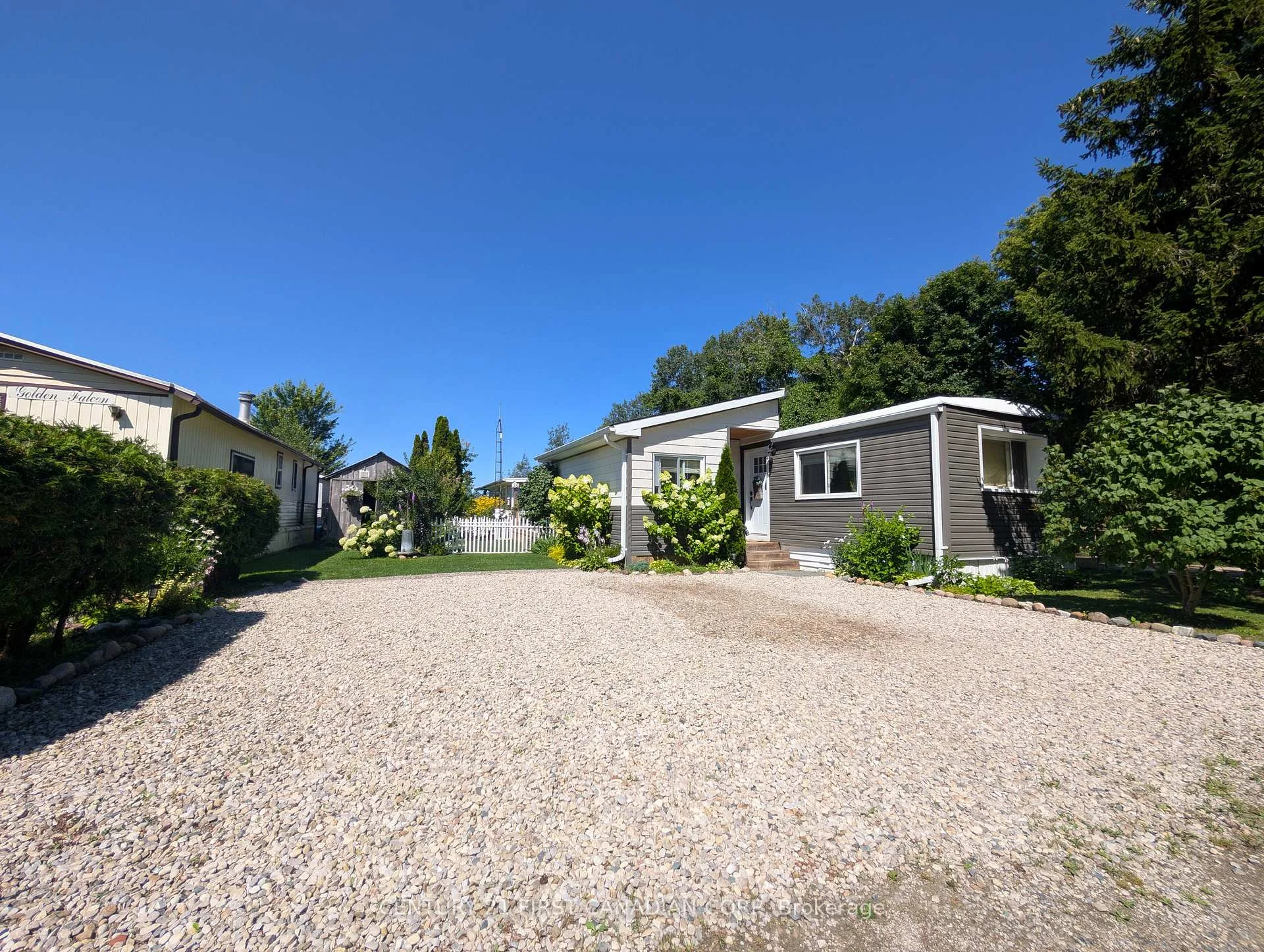 Photo 2 of 28- 79681 Bluewater Highway, Central Huron, Goderich — HOMEH