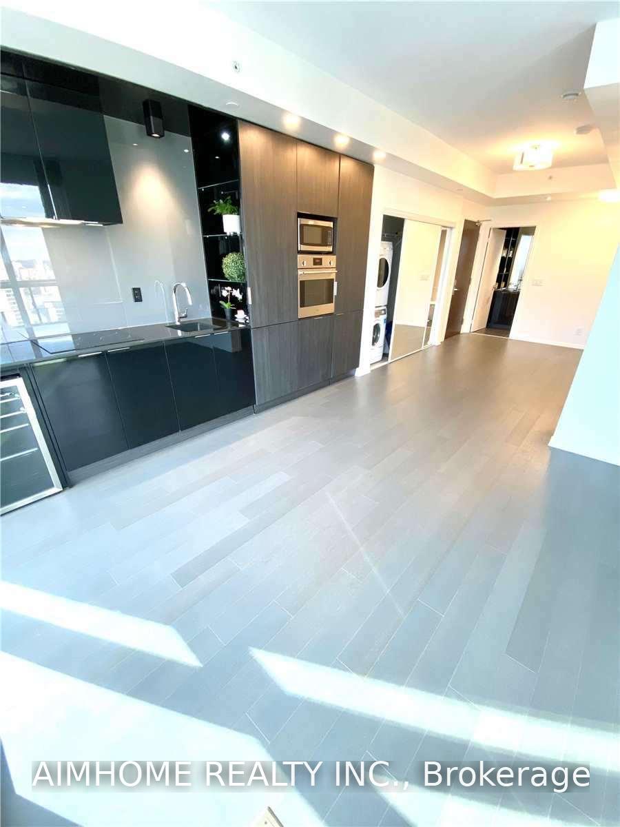 Photo 11 of Unit 3903, 70 Temperance Street, Toronto, Bay Street Corridor — HOMEH