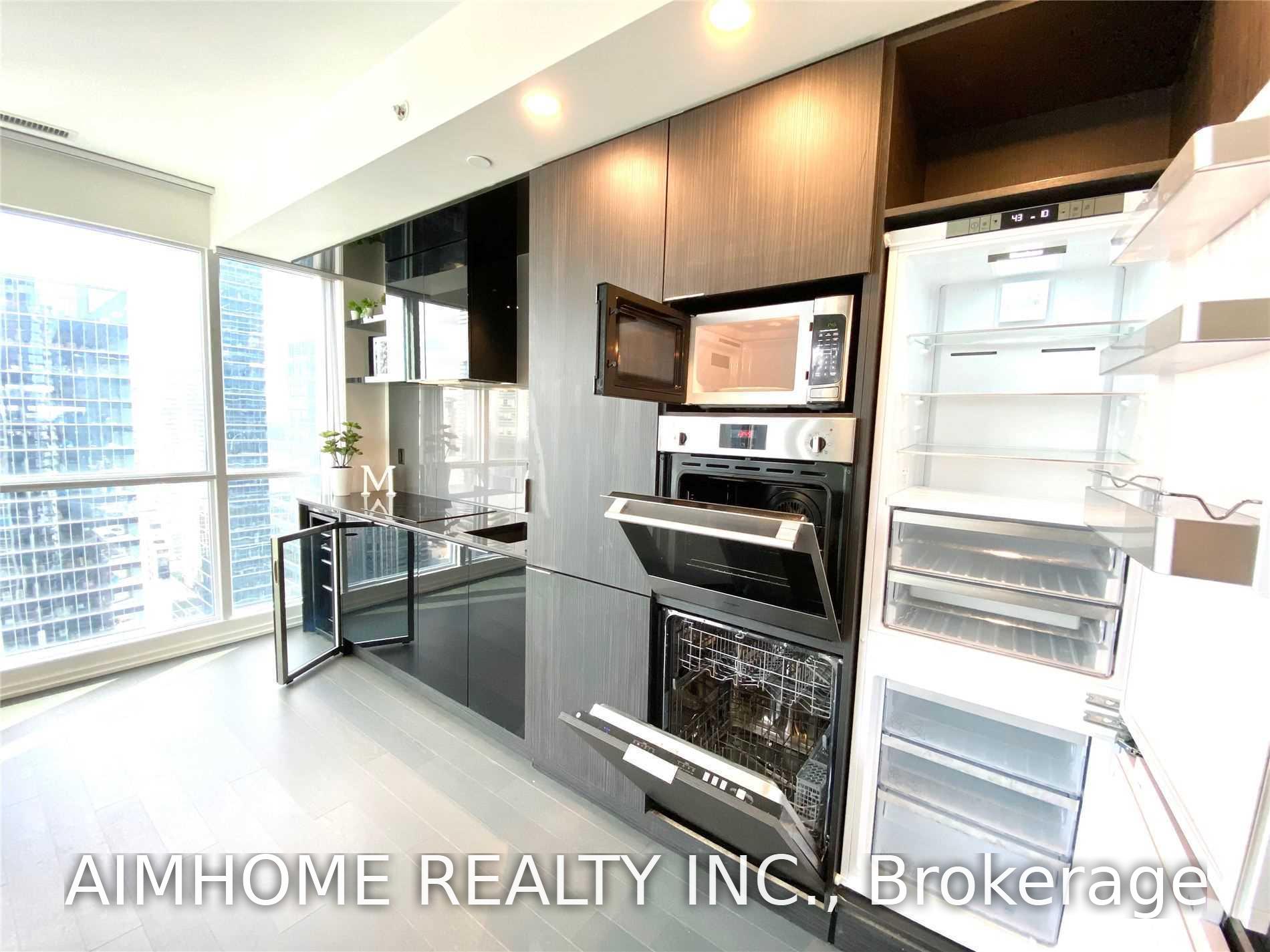 Photo 14 of Unit 3903, 70 Temperance Street, Toronto, Bay Street Corridor — HOMEH