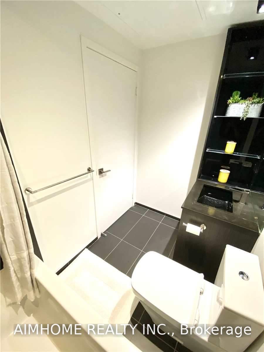 Photo 29 of Unit 3903, 70 Temperance Street, Toronto, Bay Street Corridor — HOMEH