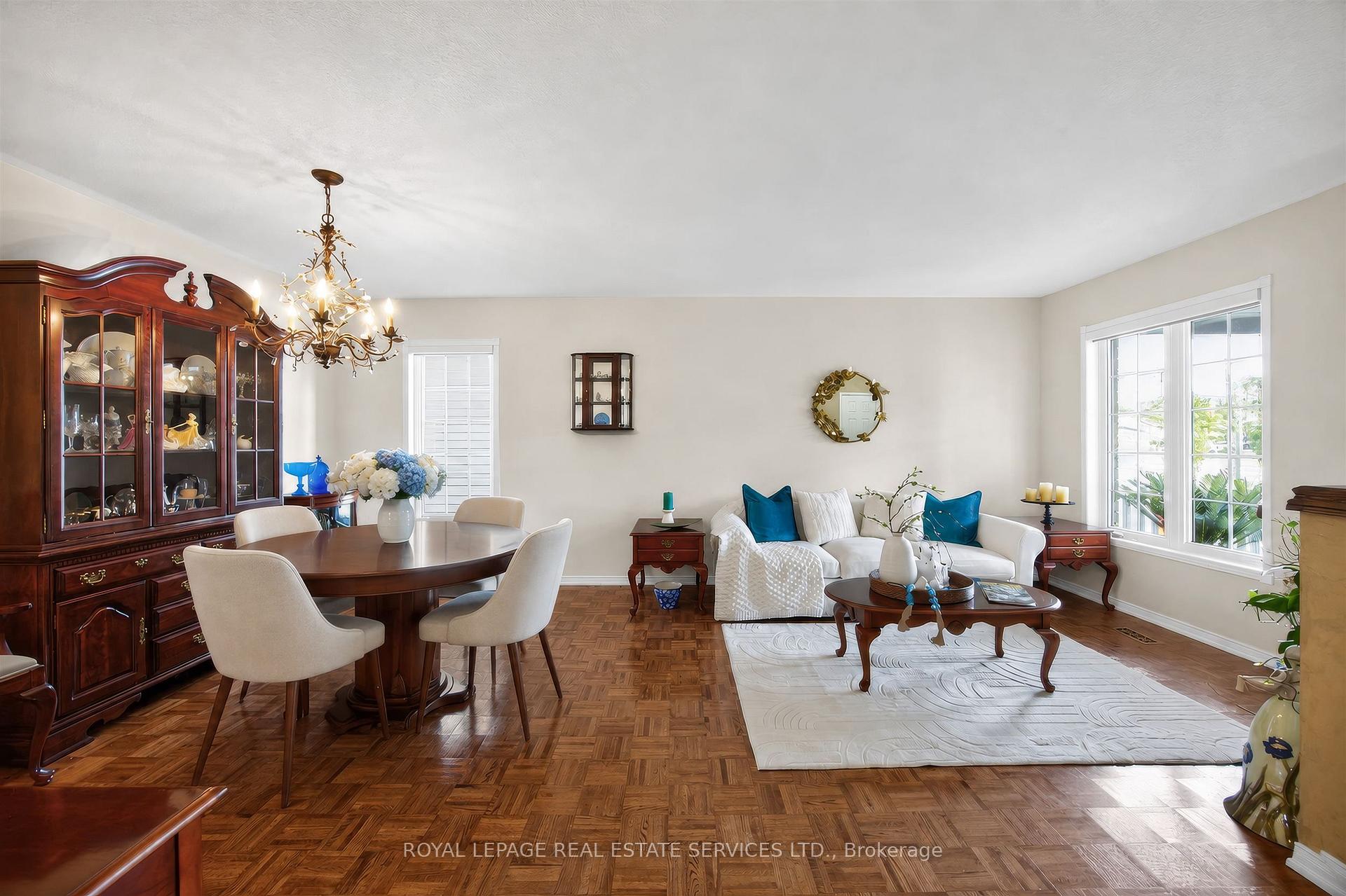 Photo 7 of 45 Rosemarie Crescent, Whitby, Brooklin — HOMEH