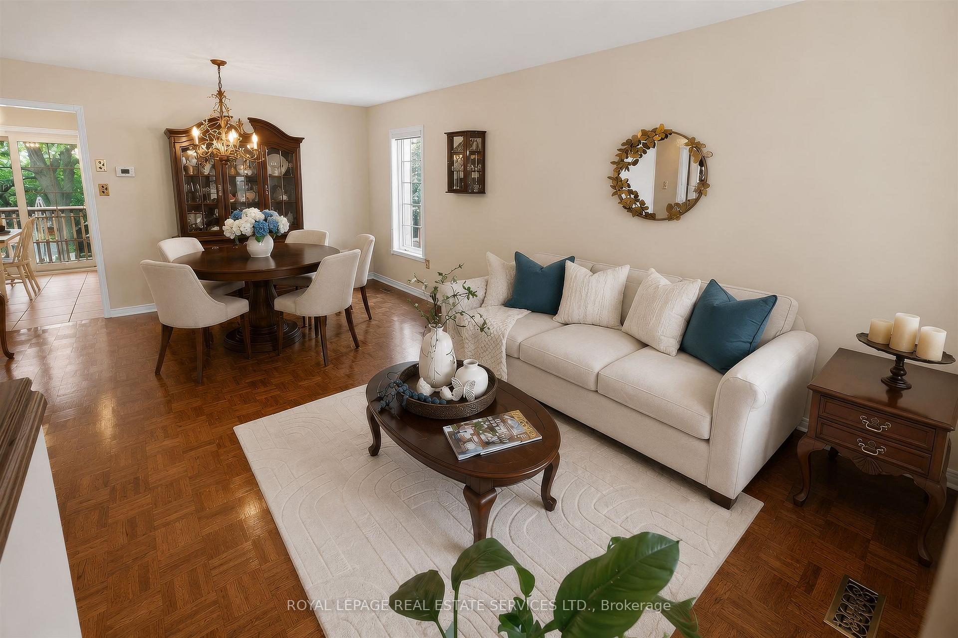 Photo 8 of 45 Rosemarie Crescent, Whitby, Brooklin — HOMEH