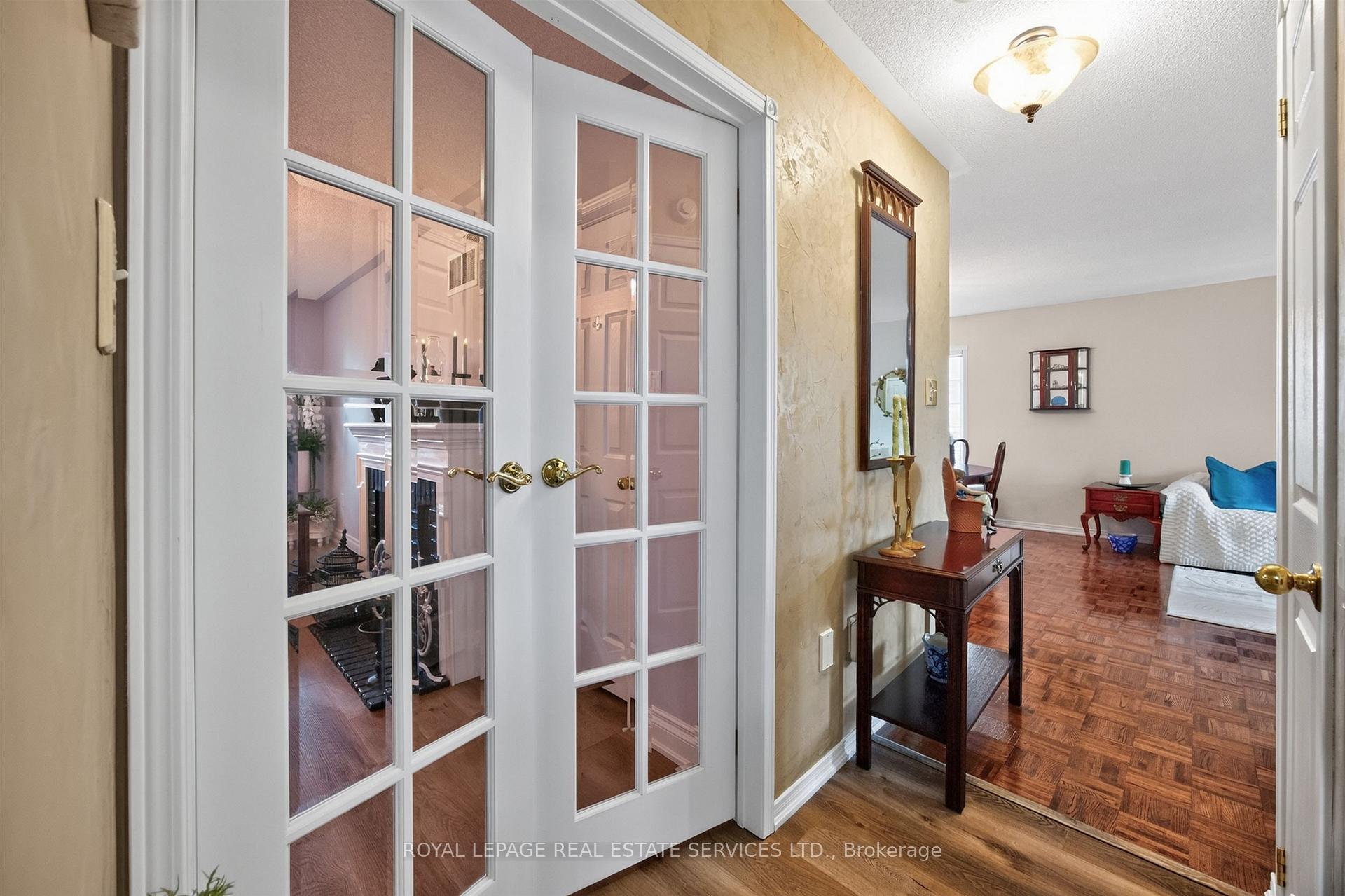 Photo 14 of 45 Rosemarie Crescent, Whitby, Brooklin — HOMEH