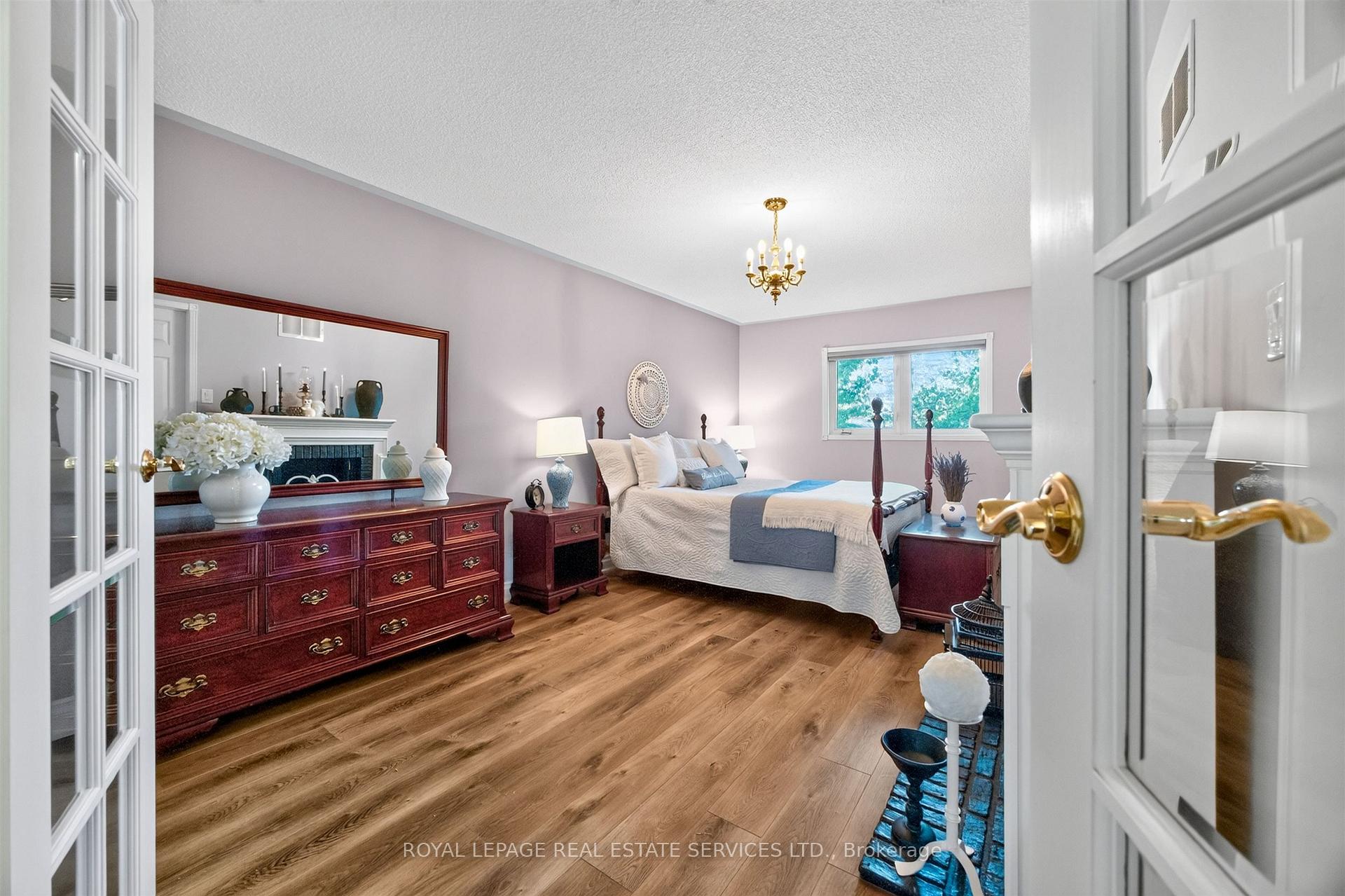 Photo 15 of 45 Rosemarie Crescent, Whitby, Brooklin — HOMEH