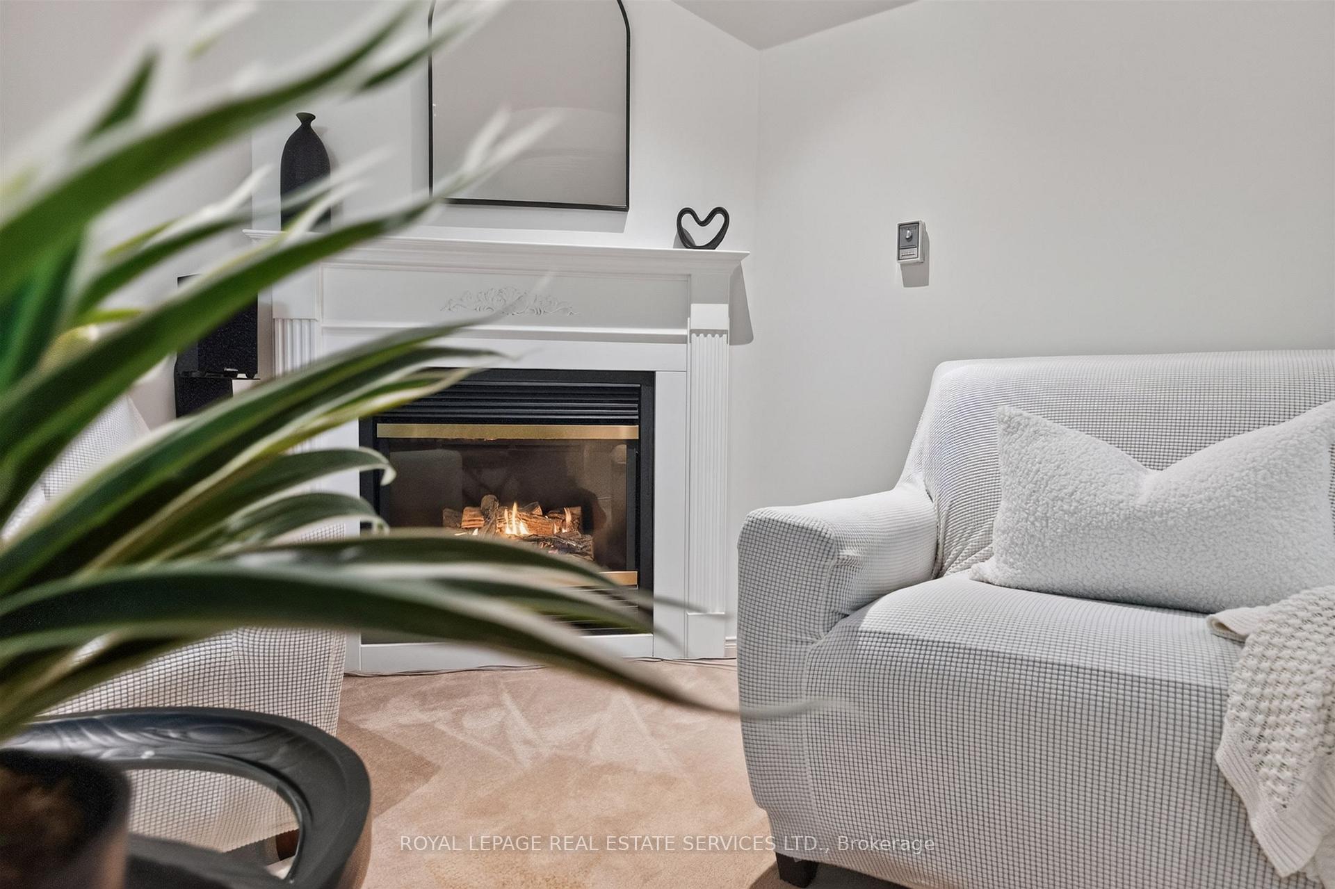 Photo 26 of 45 Rosemarie Crescent, Whitby, Brooklin — HOMEH