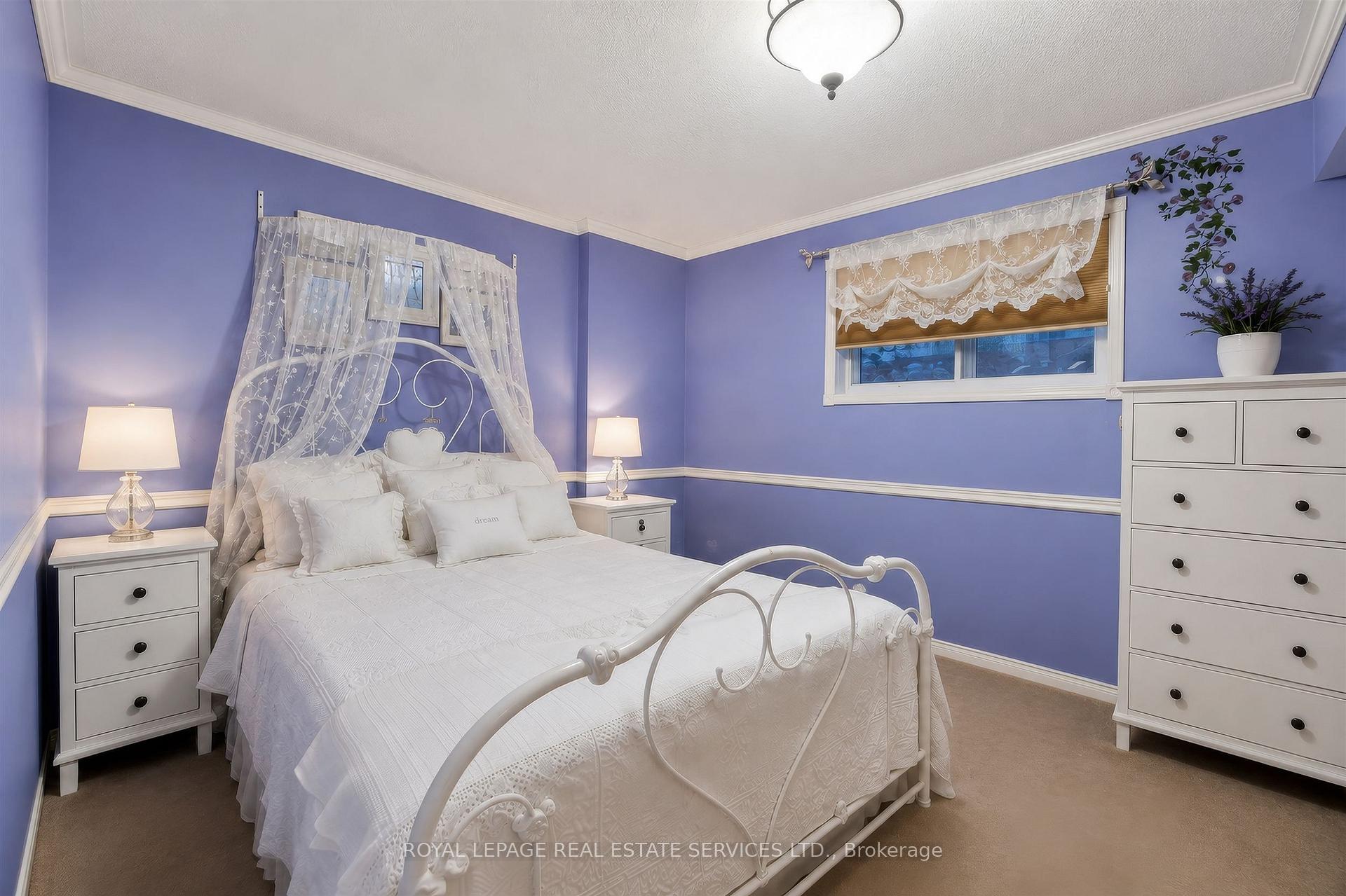 Photo 30 of 45 Rosemarie Crescent, Whitby, Brooklin — HOMEH
