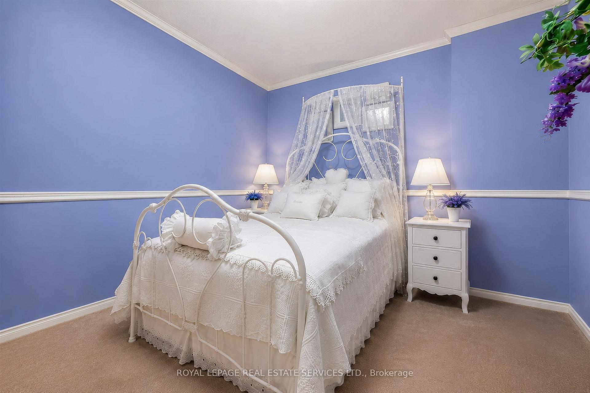 Photo 31 of 45 Rosemarie Crescent, Whitby, Brooklin — HOMEH