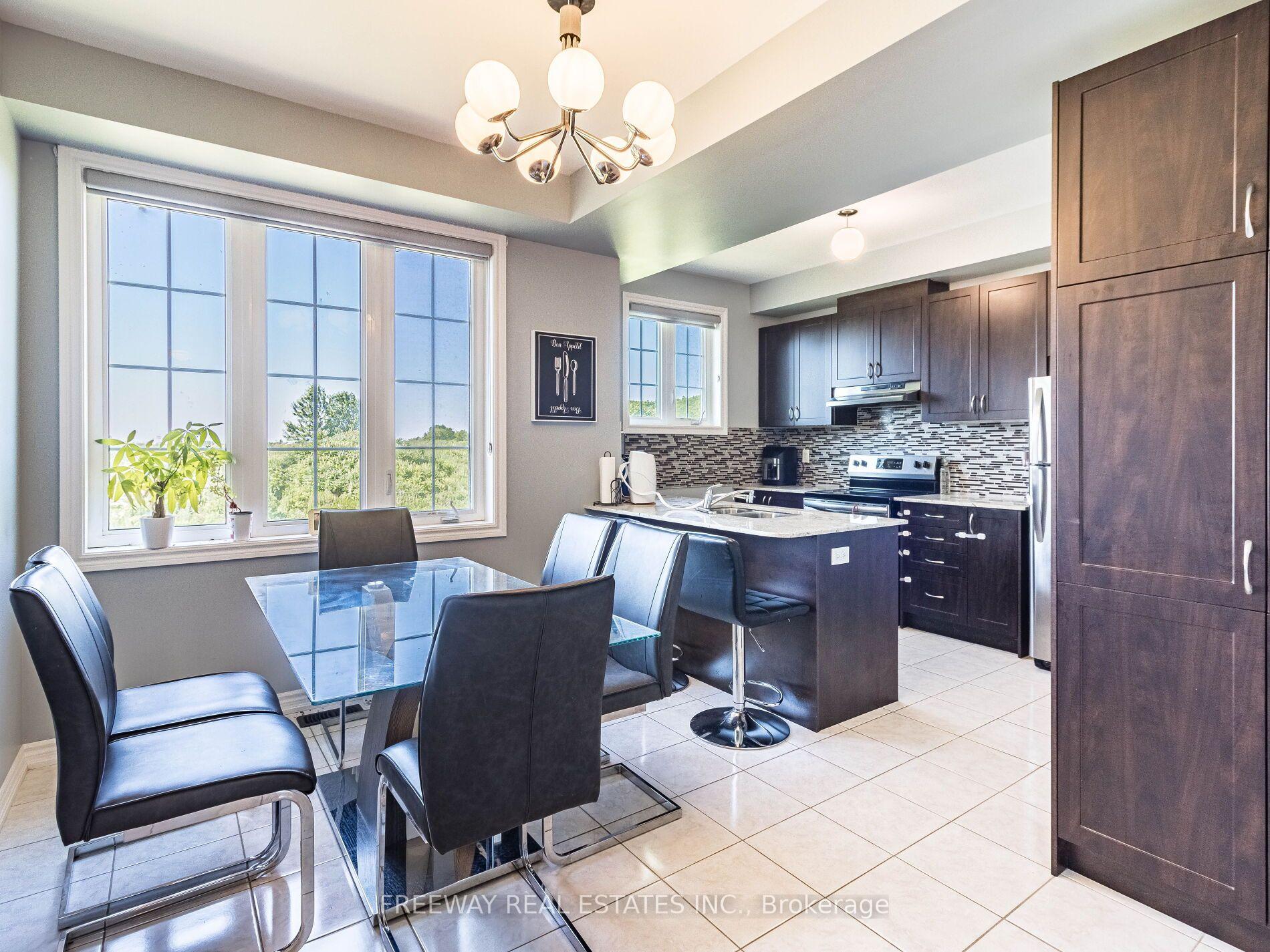 Photo 5 of 46 Miami Grove, Brampton, Heart Lake East — HOMEH