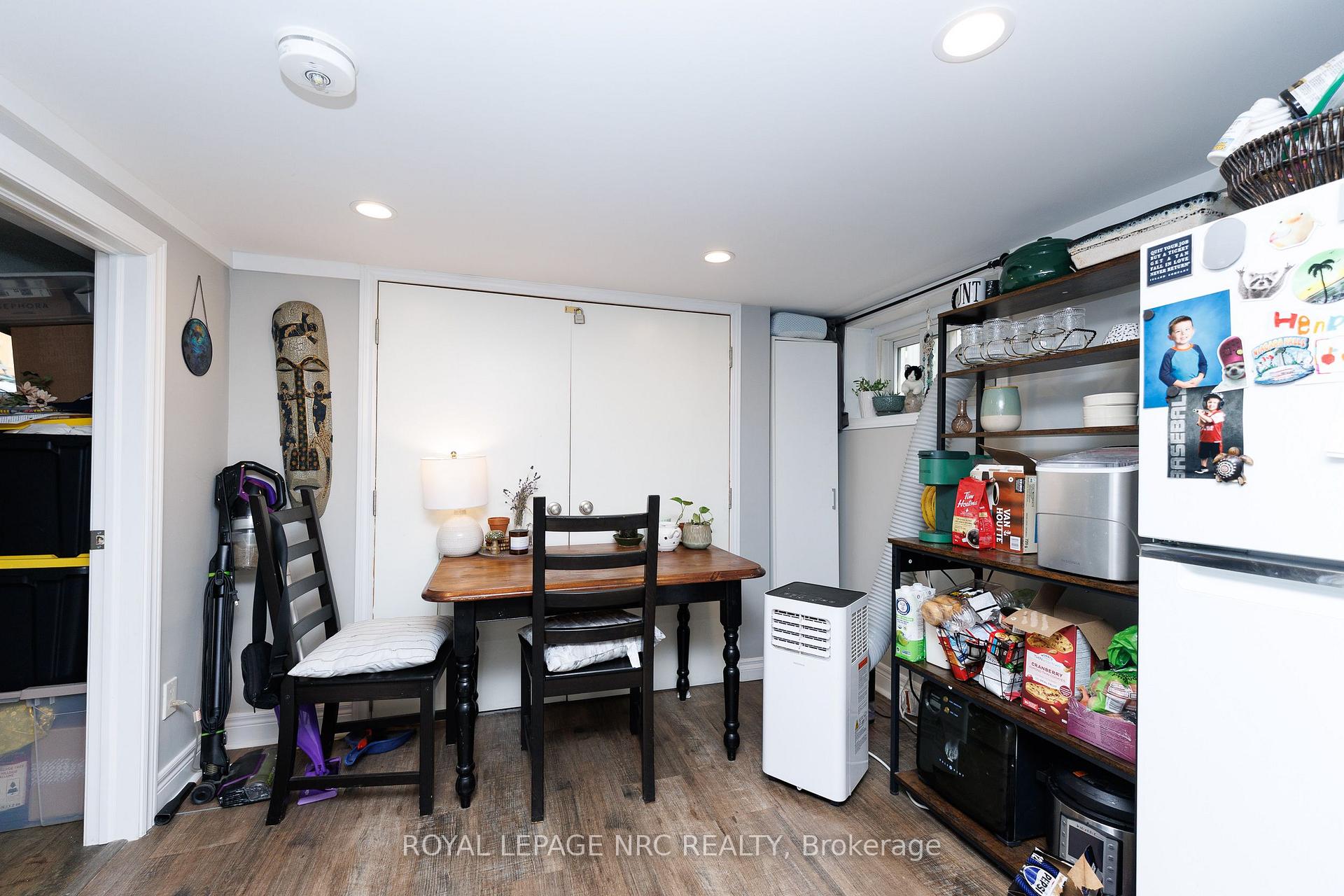 Photo 17 of 199 Russell Avenue, St. Catharines, Downtown — HOMEH