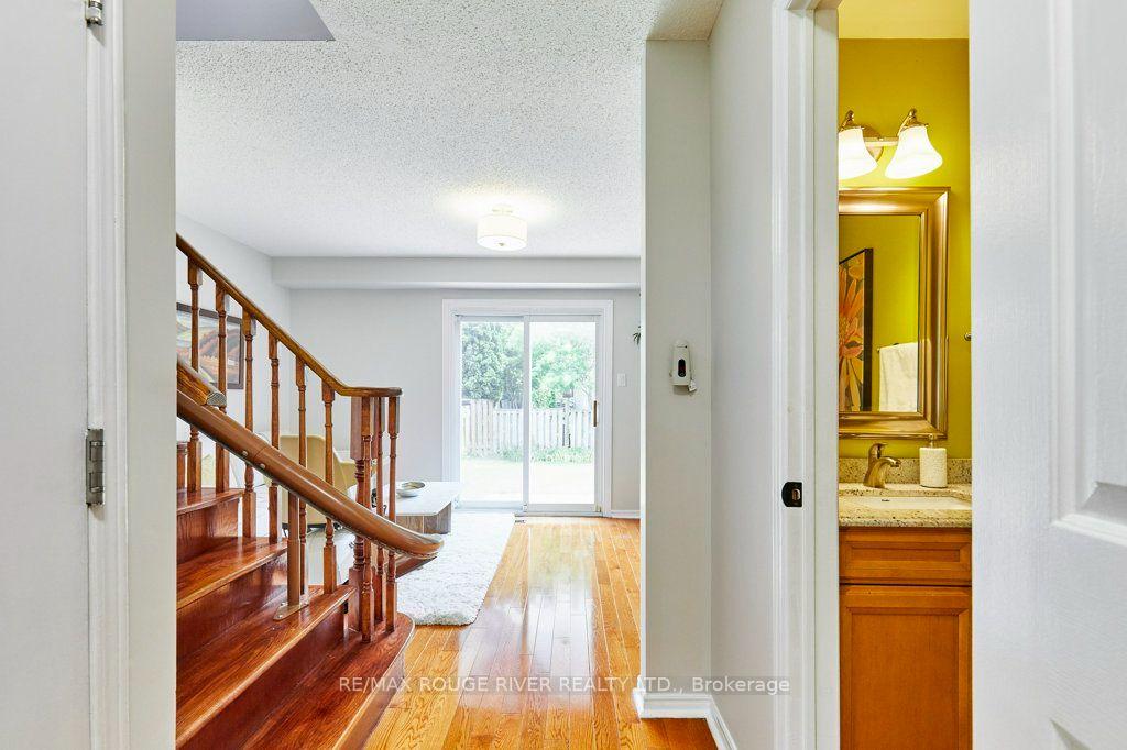 Photo 29 of 216 Wright Crescent, Ajax, Central — HOMEH