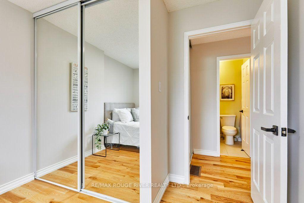 Photo 36 of 216 Wright Crescent, Ajax, Central — HOMEH