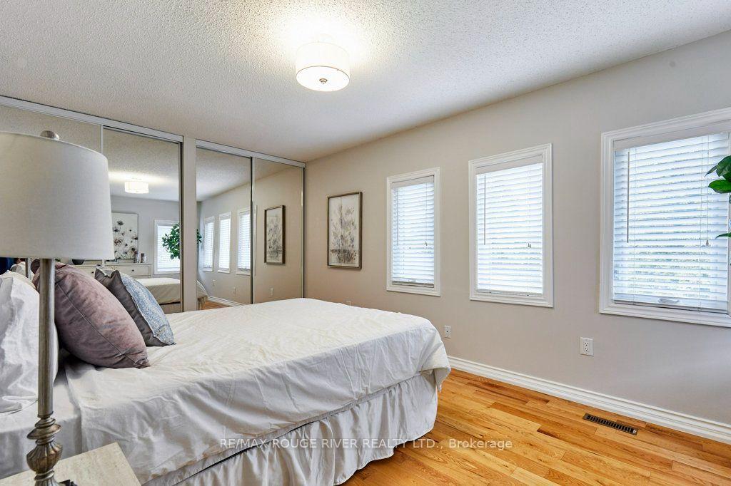 Photo 42 of 216 Wright Crescent, Ajax, Central — HOMEH