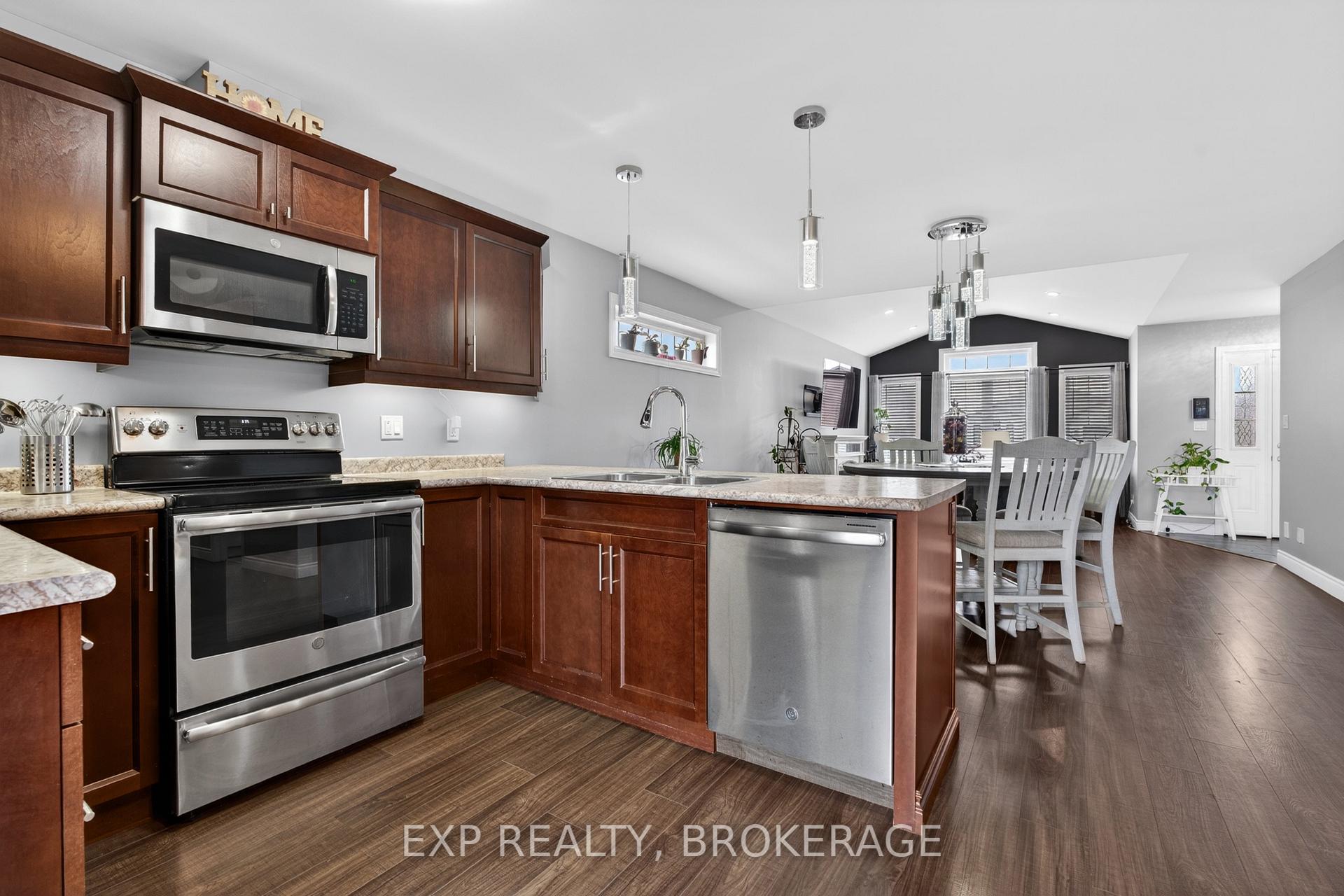 Photo 14 of 79 Deacon Place, Belleville, Belleville Ward — HOMEH