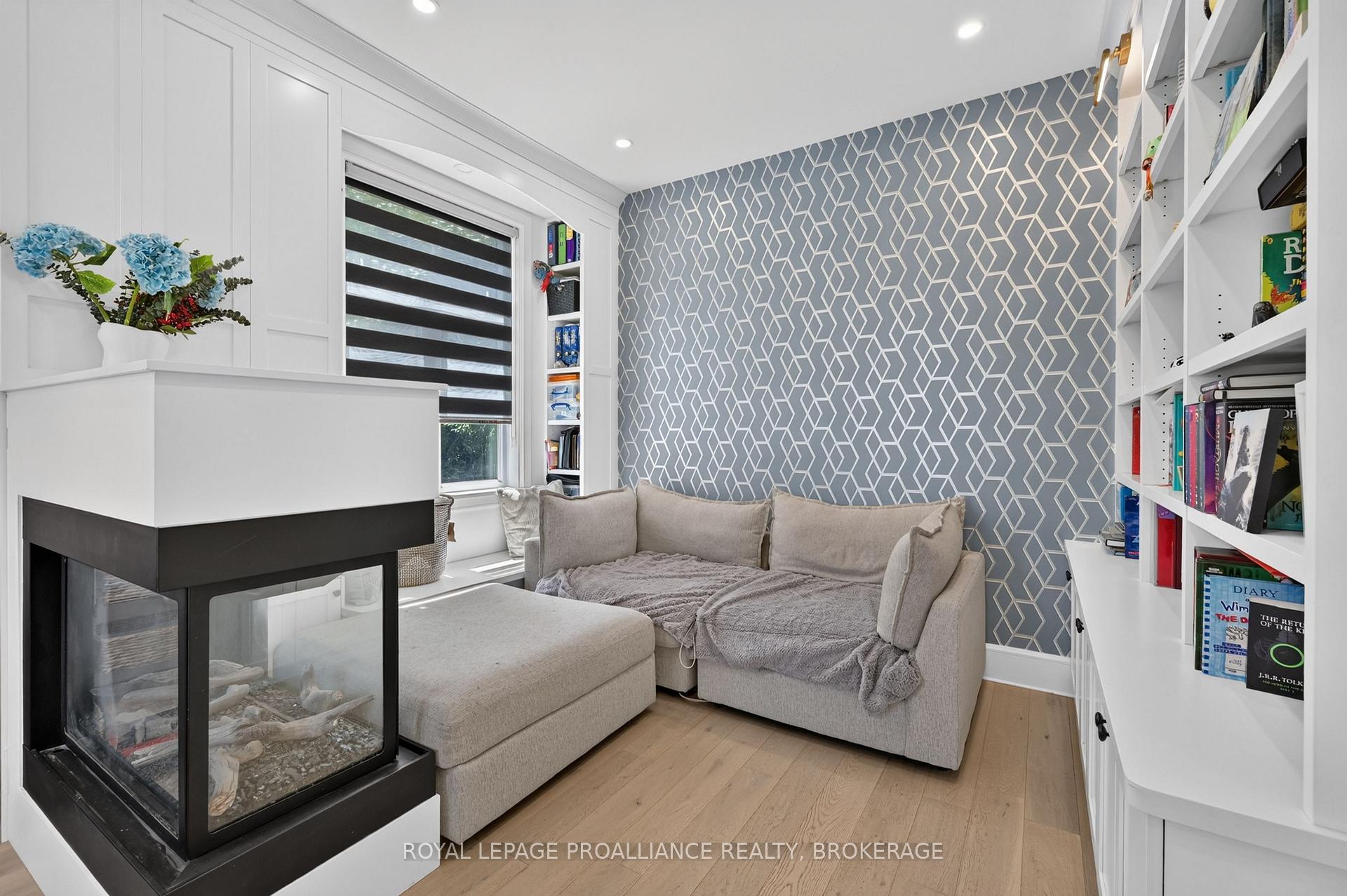 Photo 6 of 86 Macdonnell Street, Kingston, Central City East — HOMEH