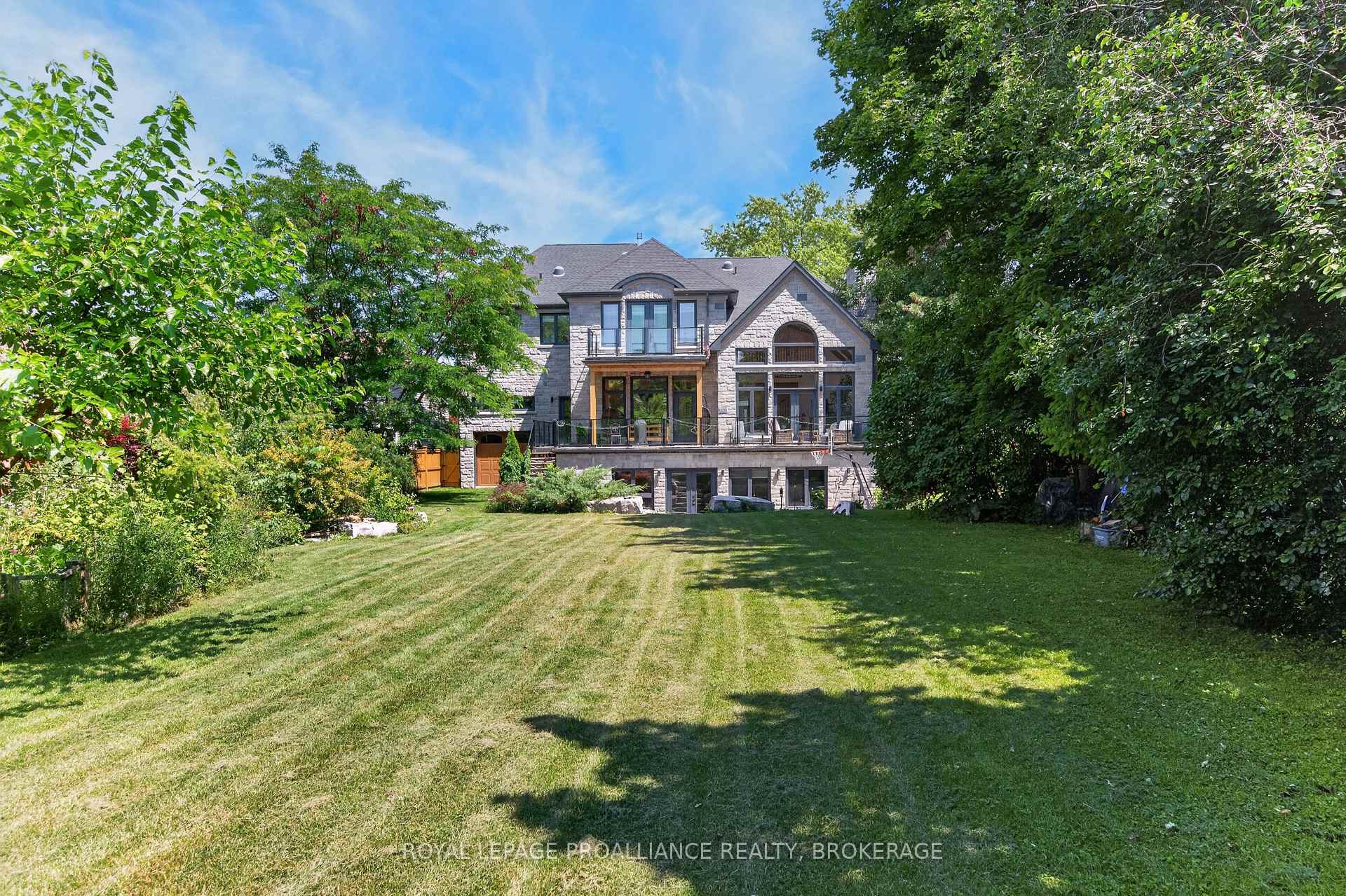 Photo 49 of 86 Macdonnell Street, Kingston, Central City East — HOMEH