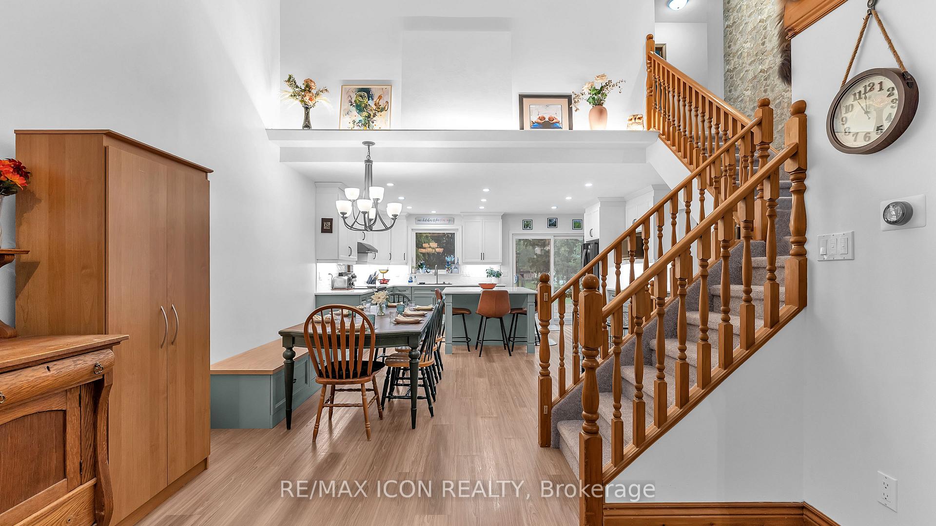 Photo 9 of 158 Broadway Street, North Middlesex, Parkhill — HOMEH