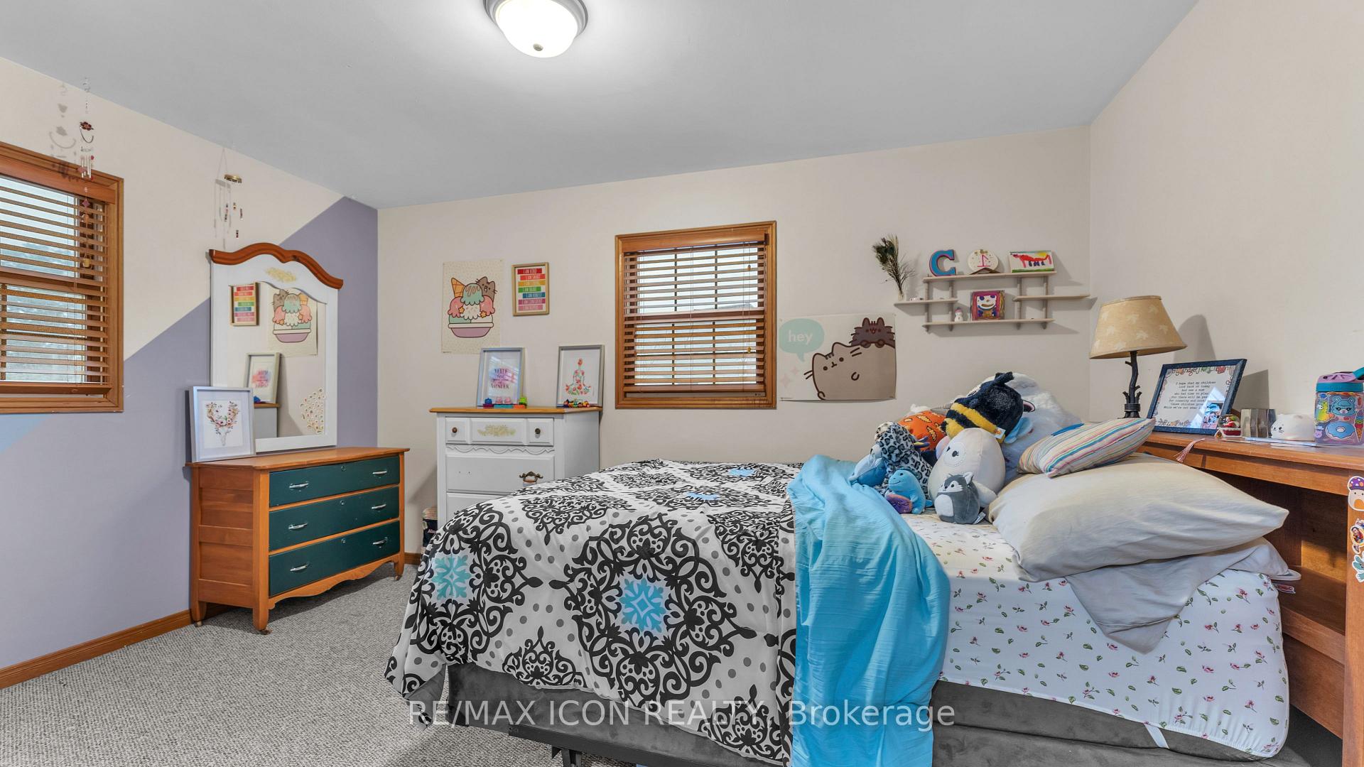 Photo 10 of 158 Broadway Street, North Middlesex, Parkhill — HOMEH