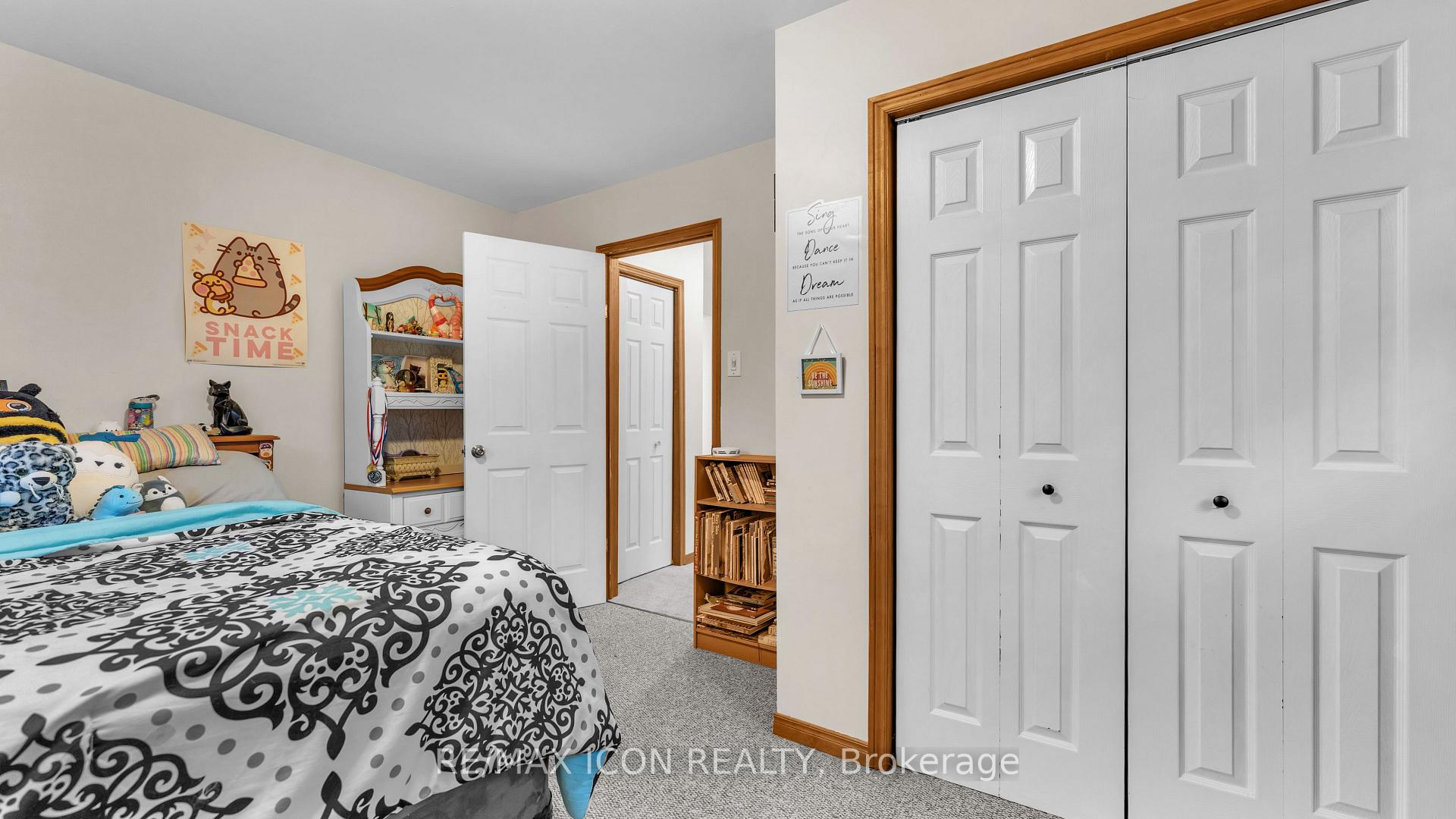 Photo 11 of 158 Broadway Street, North Middlesex, Parkhill — HOMEH
