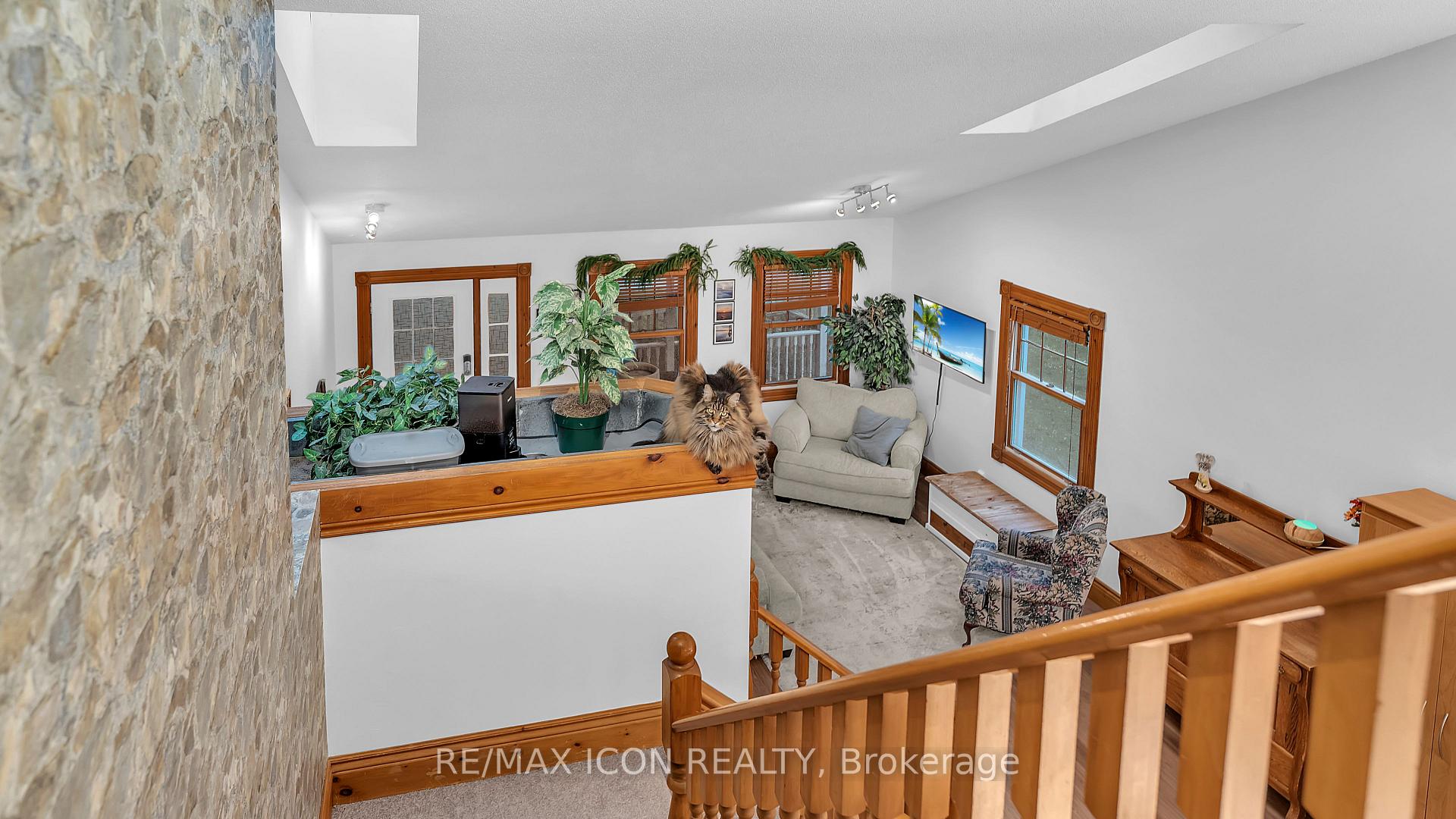 Photo 15 of 158 Broadway Street, North Middlesex, Parkhill — HOMEH