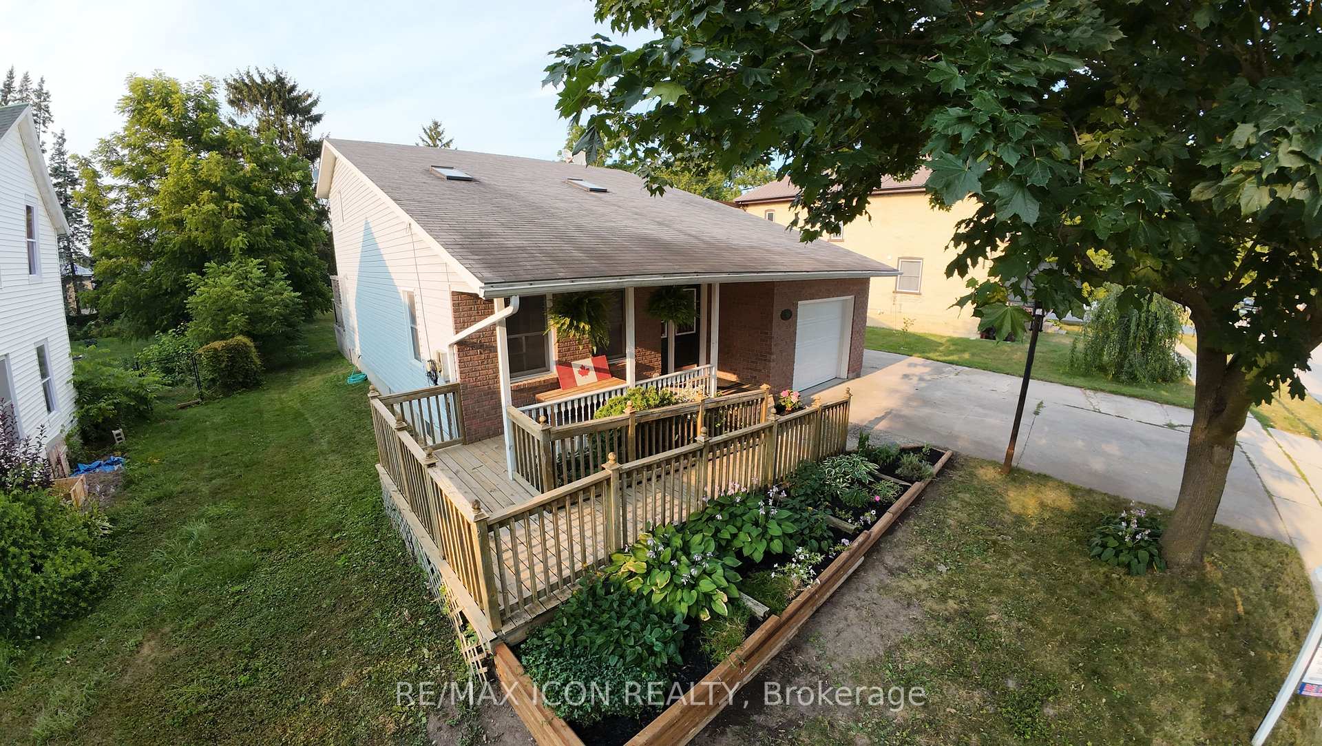 Photo 30 of 158 Broadway Street, North Middlesex, Parkhill — HOMEH