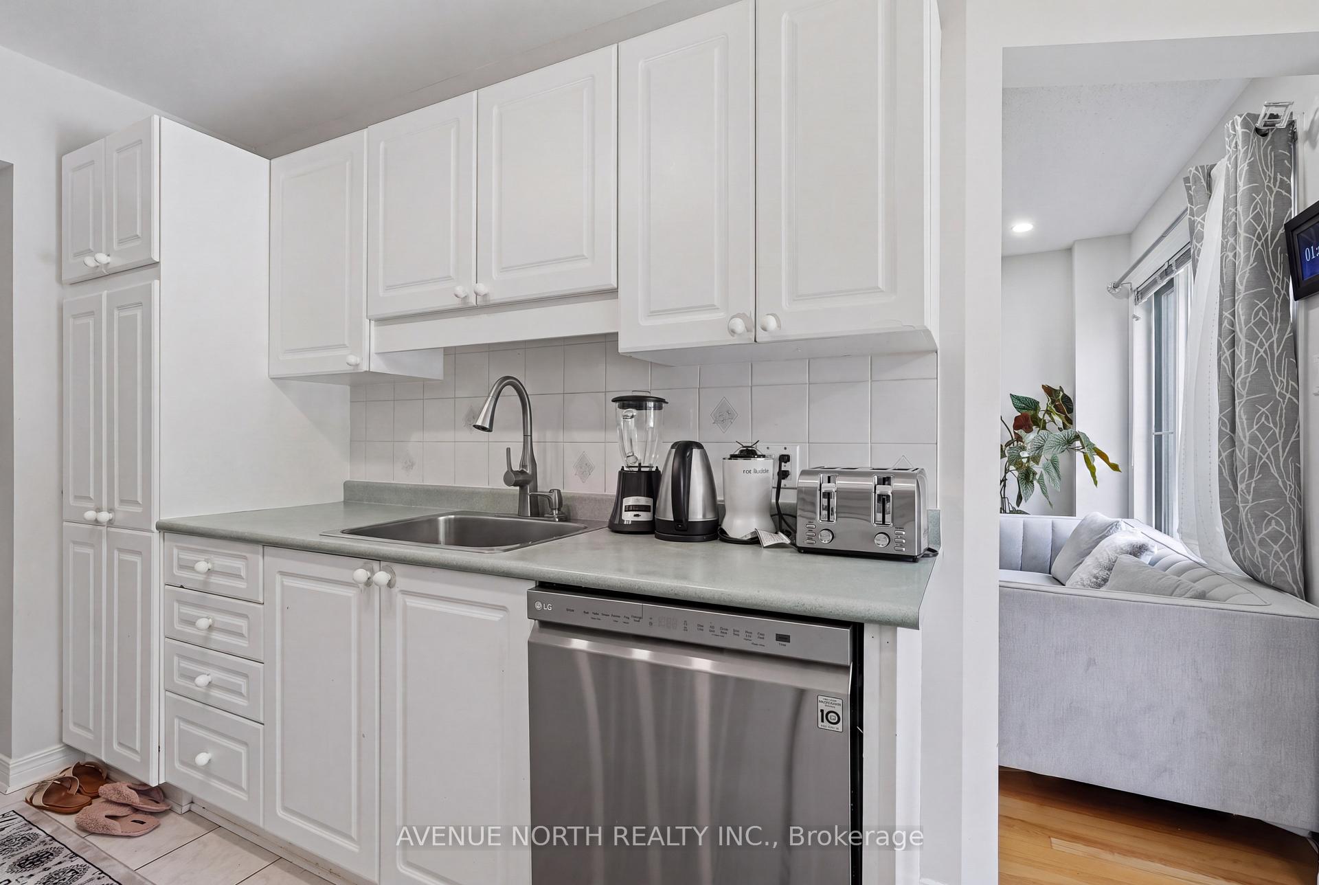 Photo 6 of 276 Windhurst Drive, Ottawa, Barrhaven East — HOMEH
