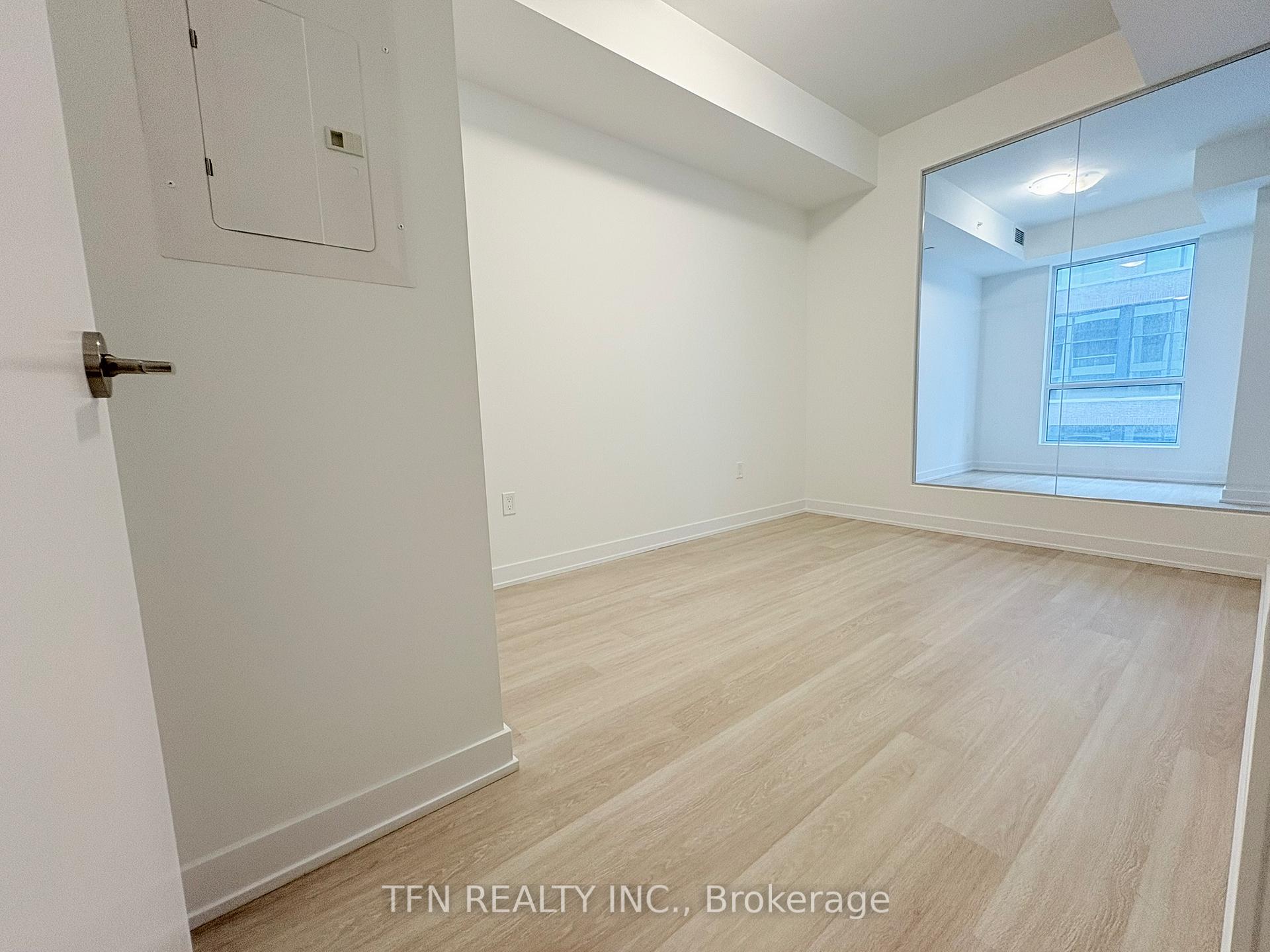 Photo 4 of Unit 427, 15 Richardson Street, Toronto, Waterfront Communities — HOMEH