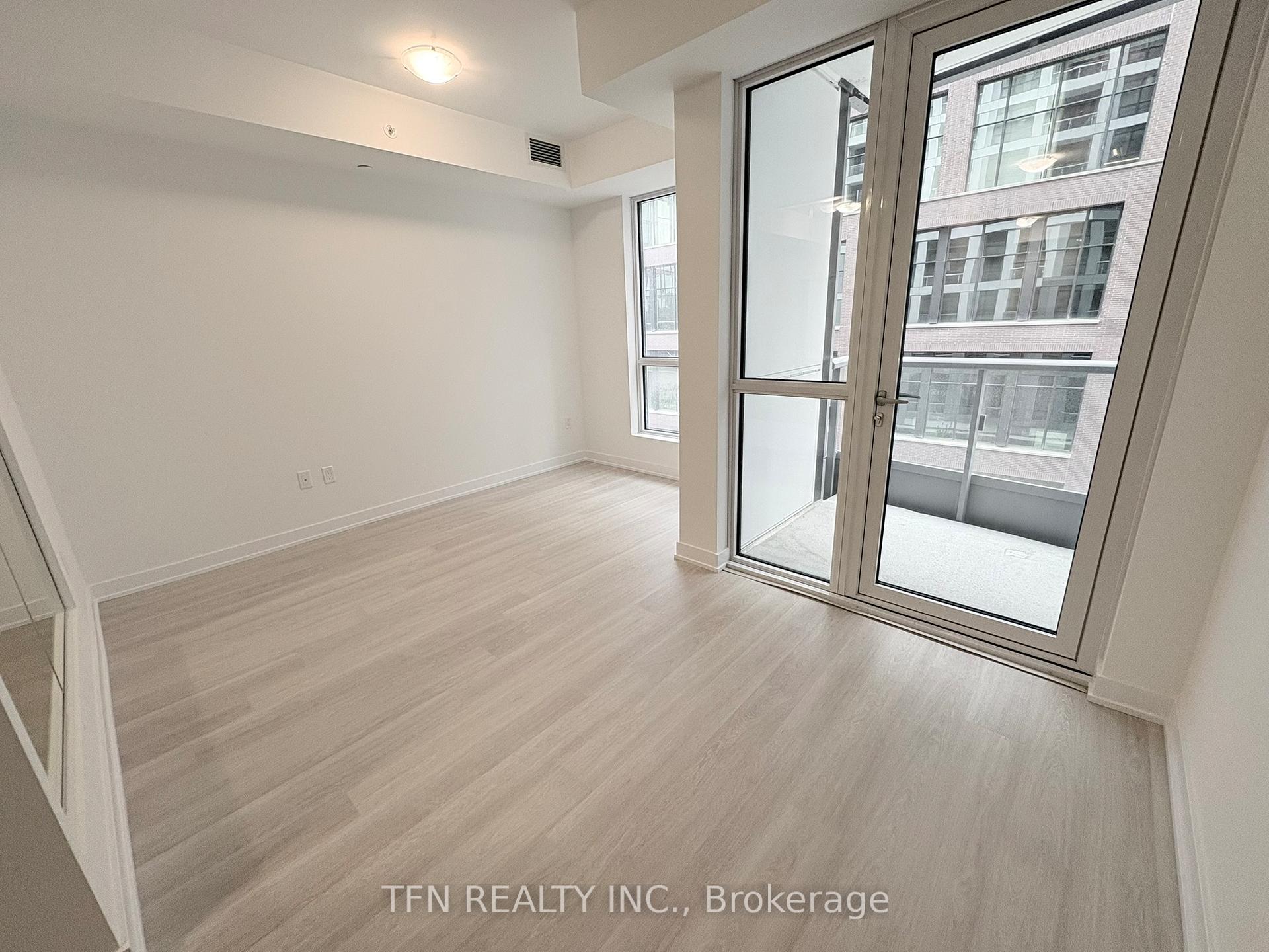 Photo 8 of Unit 427, 15 Richardson Street, Toronto, Waterfront Communities — HOMEH