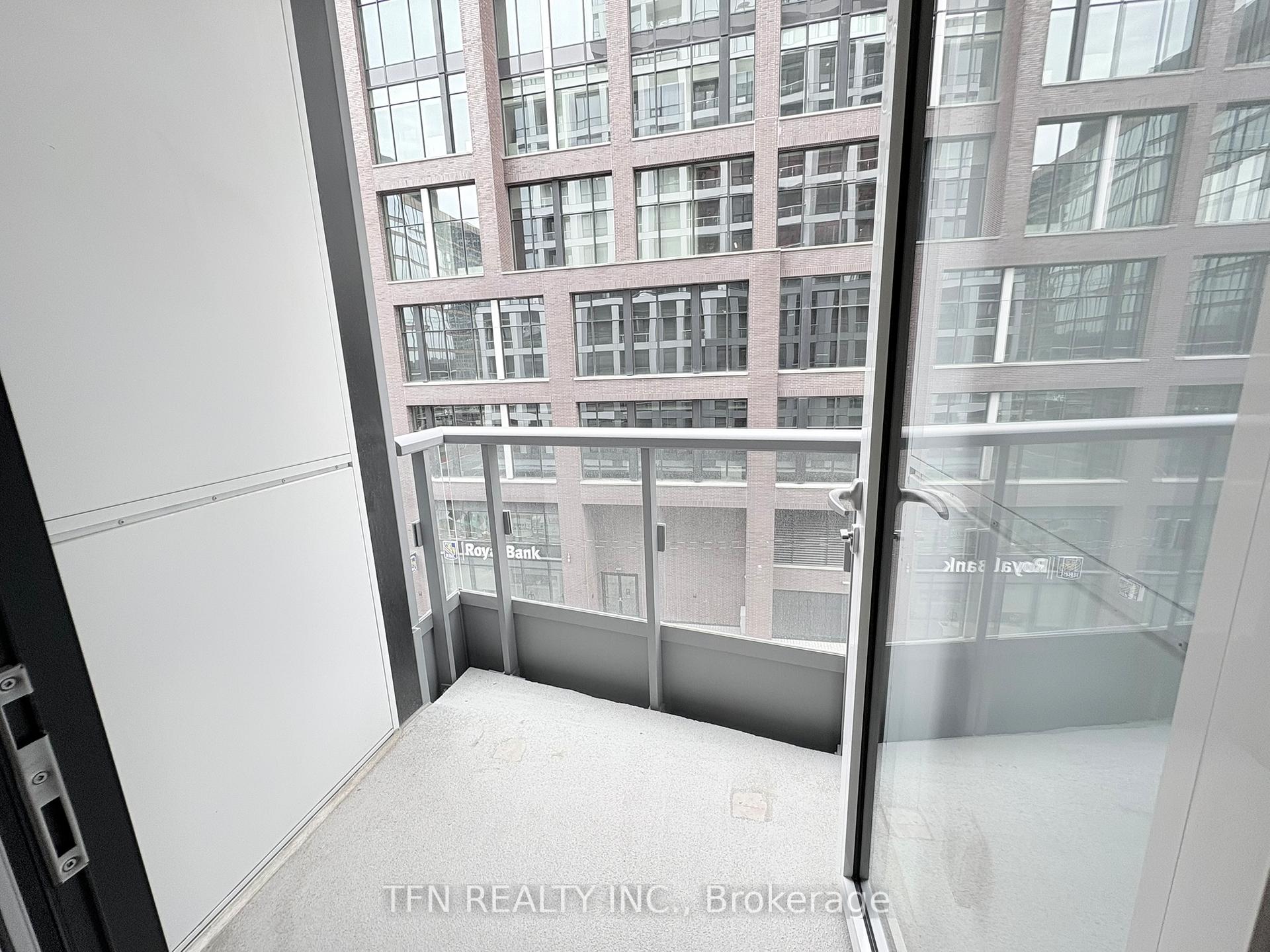 Photo 10 of Unit 427, 15 Richardson Street, Toronto, Waterfront Communities — HOMEH