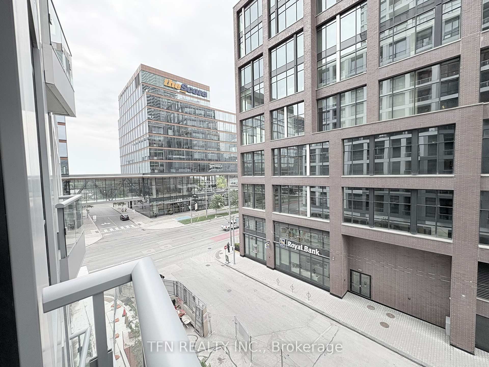 Photo 11 of Unit 427, 15 Richardson Street, Toronto, Waterfront Communities — HOMEH