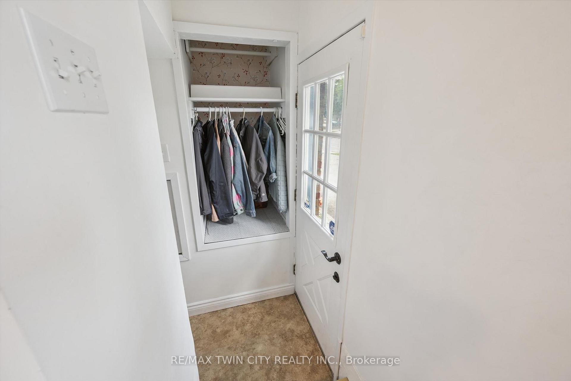 Photo 32 of 129 Florence Avenue, Kitchener, Centreville Chicopee — HOMEH