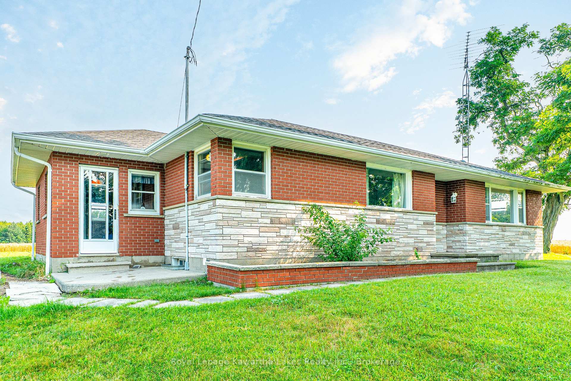 Photo 4 of C1175 Durham Road 12, Brock, Rural Brock — HOMEH