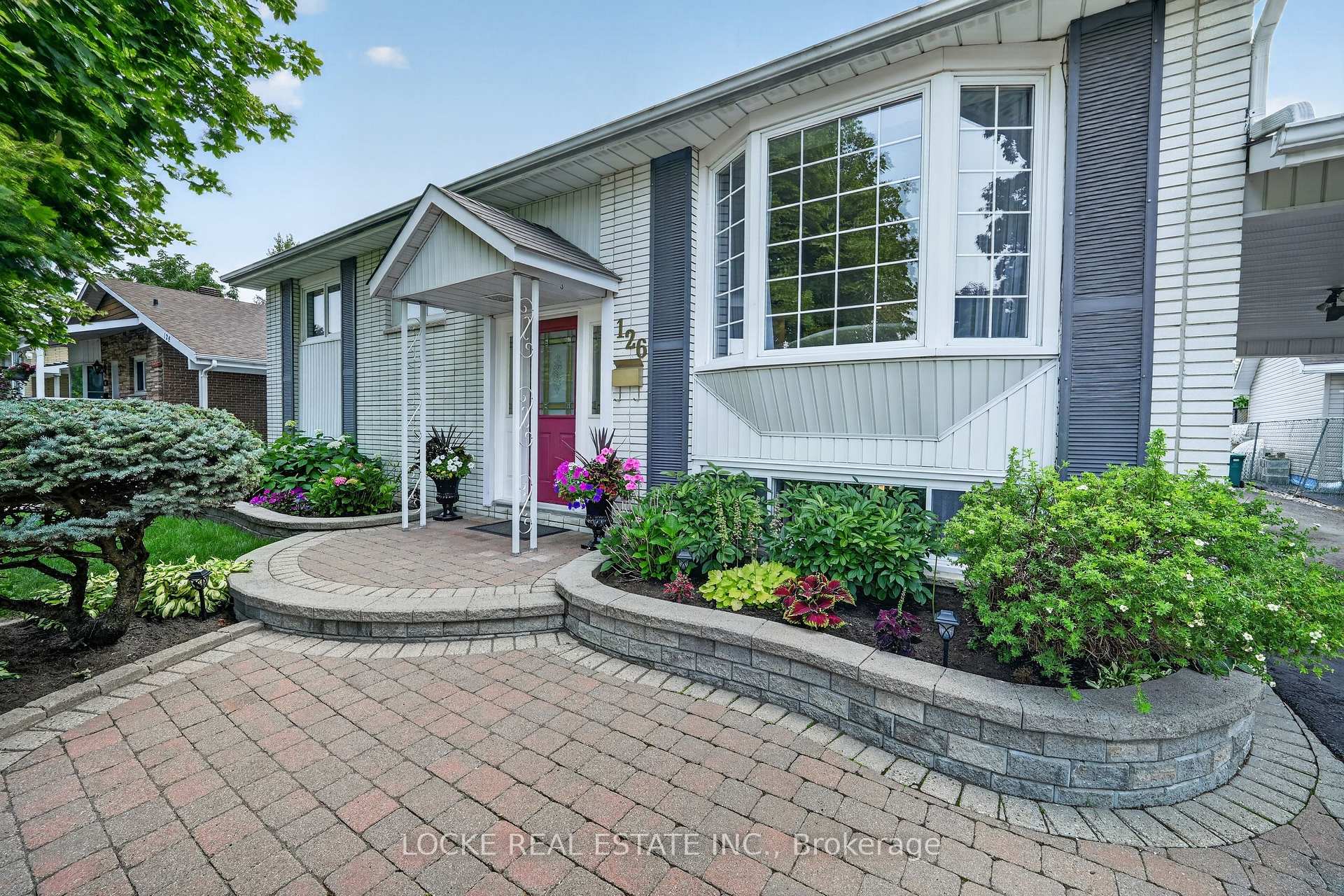 Photo 2 of 126 Juniper Street, Ottawa, Chatelaine Village — HOMEH