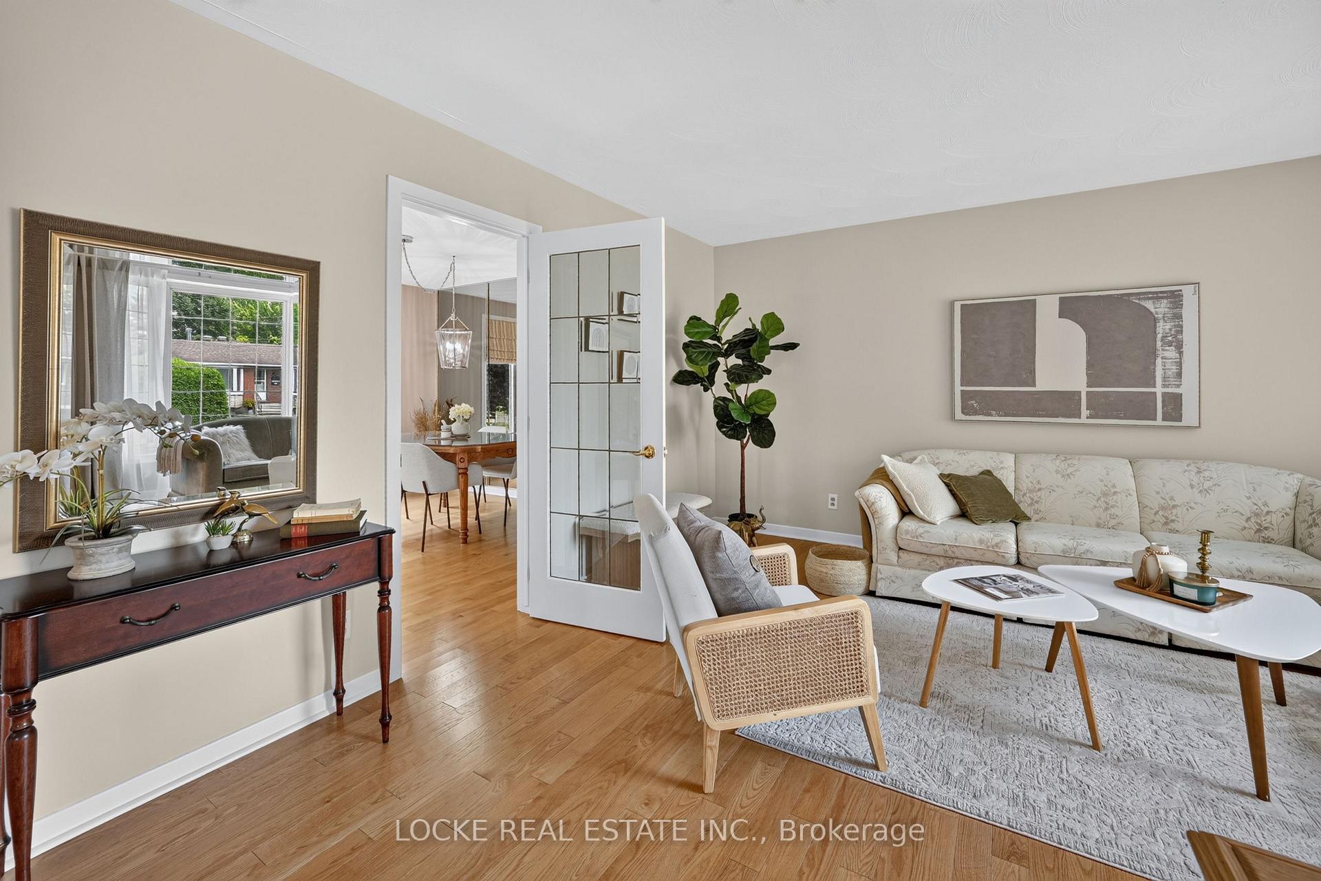 Photo 5 of 126 Juniper Street, Ottawa, Chatelaine Village — HOMEH