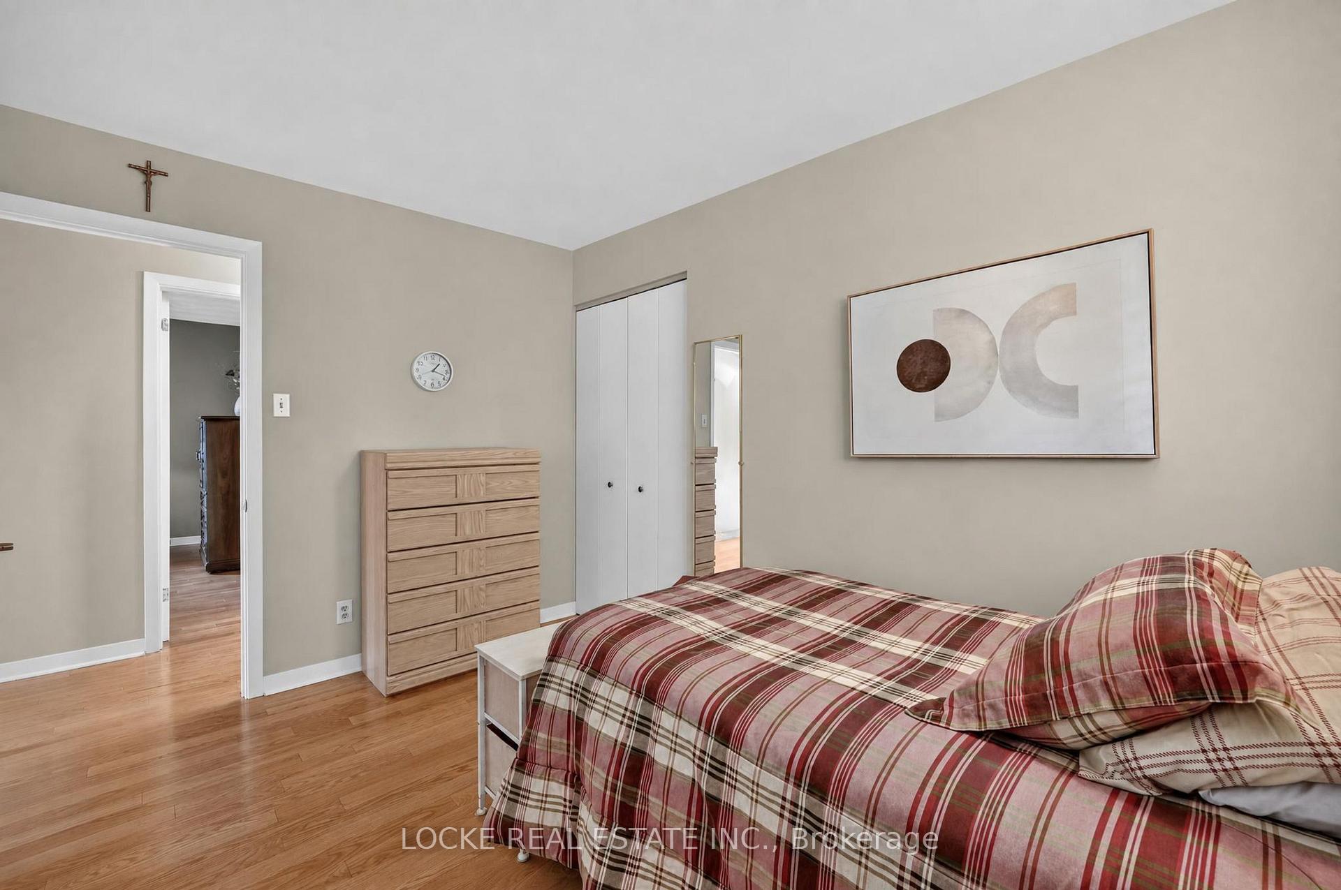 Photo 19 of 126 Juniper Street, Ottawa, Chatelaine Village — HOMEH