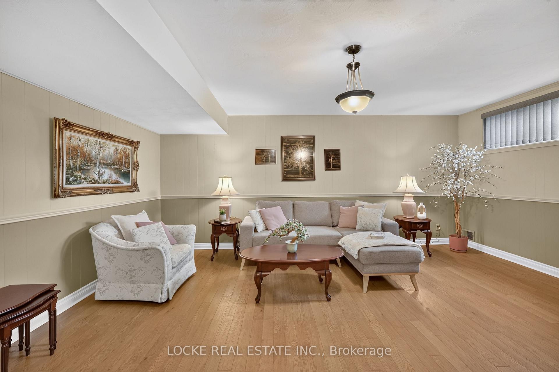 Photo 25 of 126 Juniper Street, Ottawa, Chatelaine Village — HOMEH